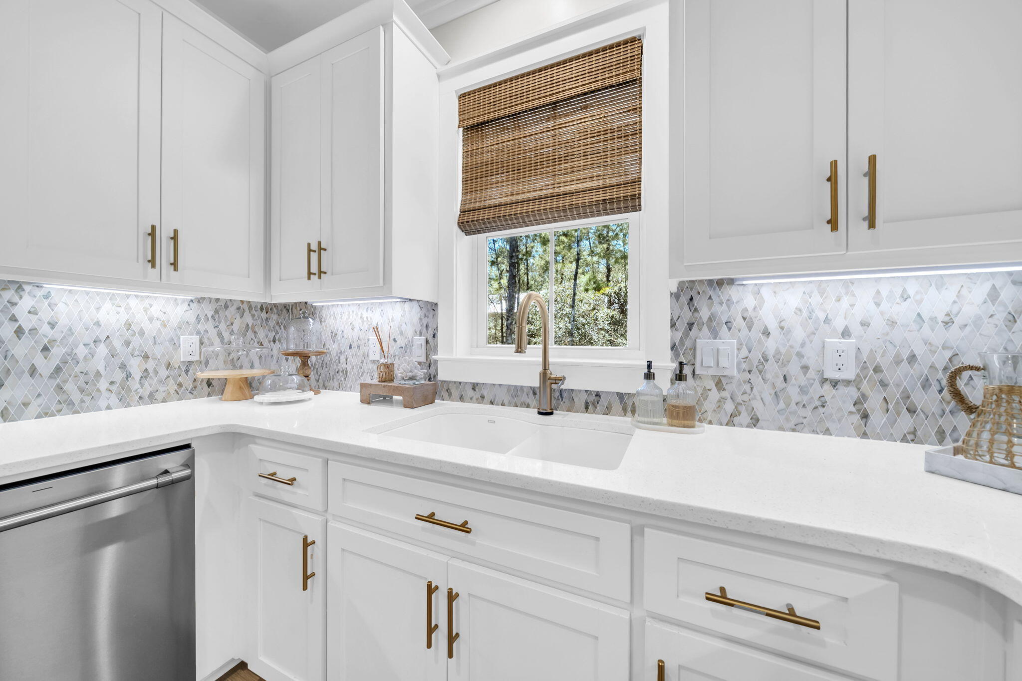 GRAYTON BAYOU - Residential