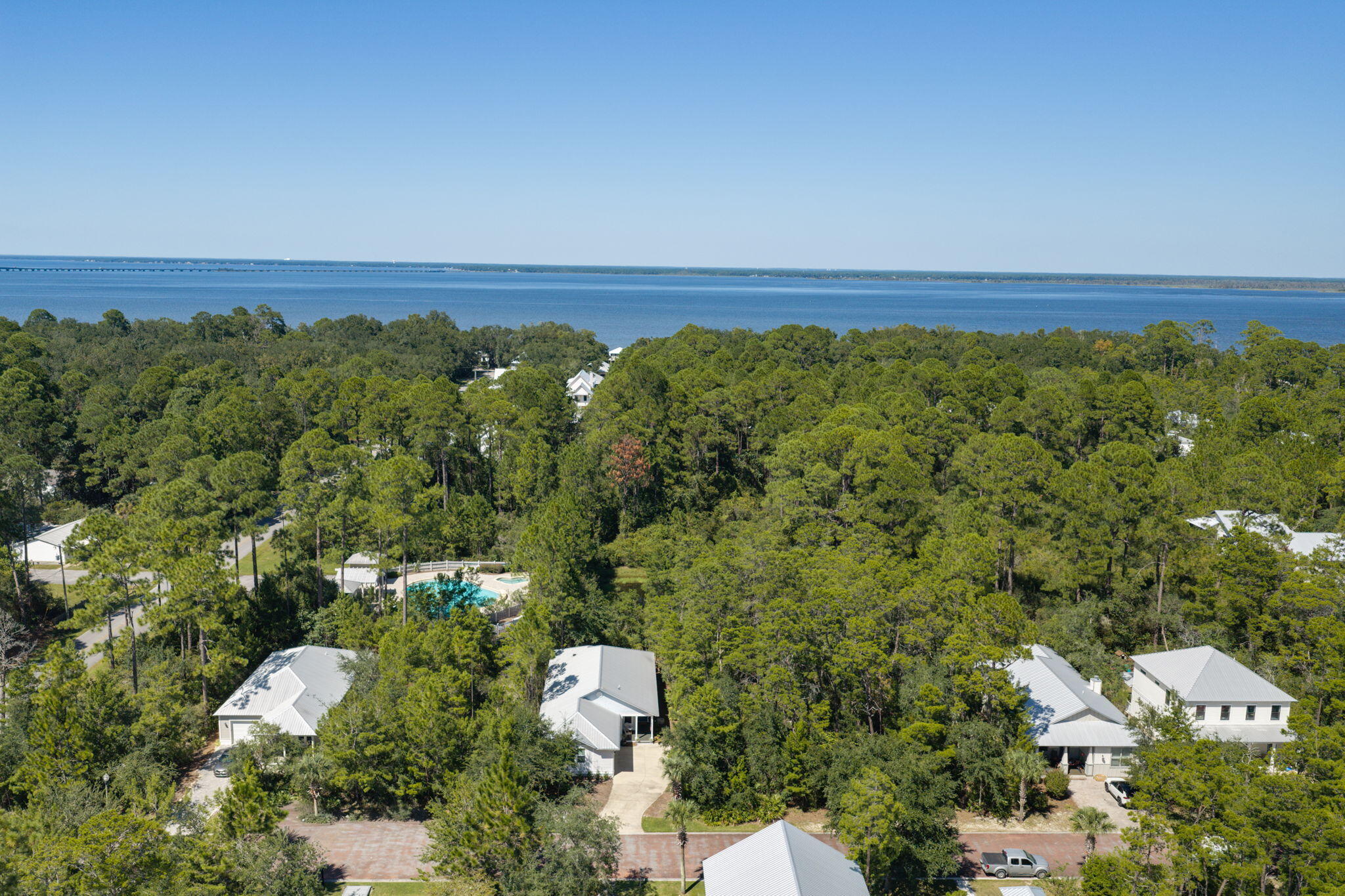 GRAYTON BAYOU - Residential