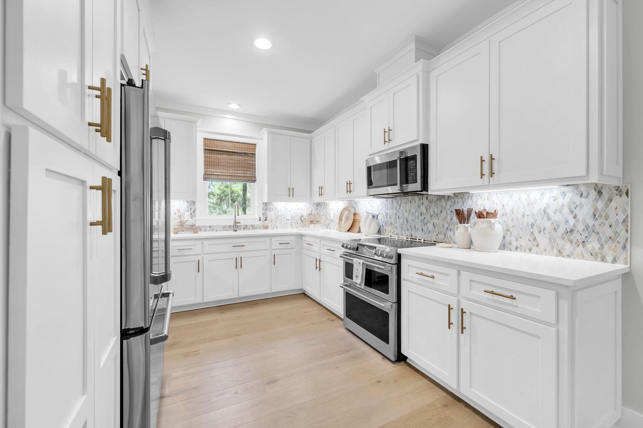 GRAYTON BAYOU - Residential