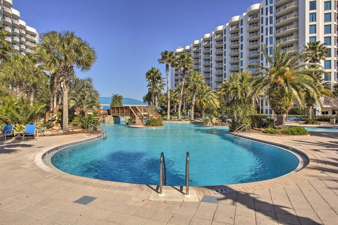 THE PALMS OF DESTIN - Residential