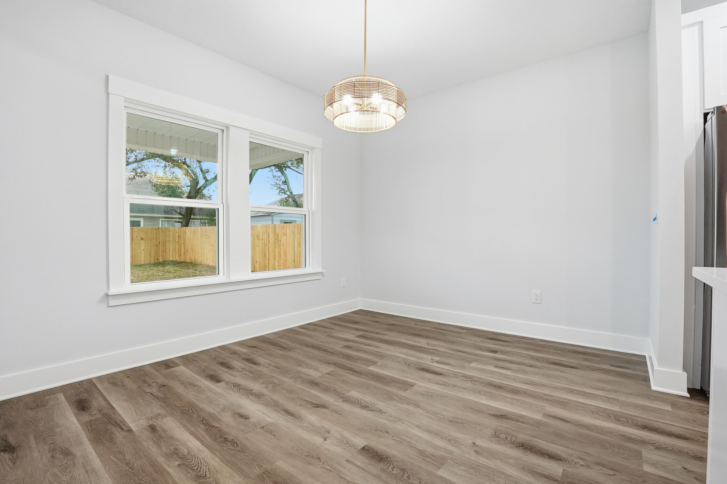 SHALIMAR S/D LOT 8 BLK 5 - Residential