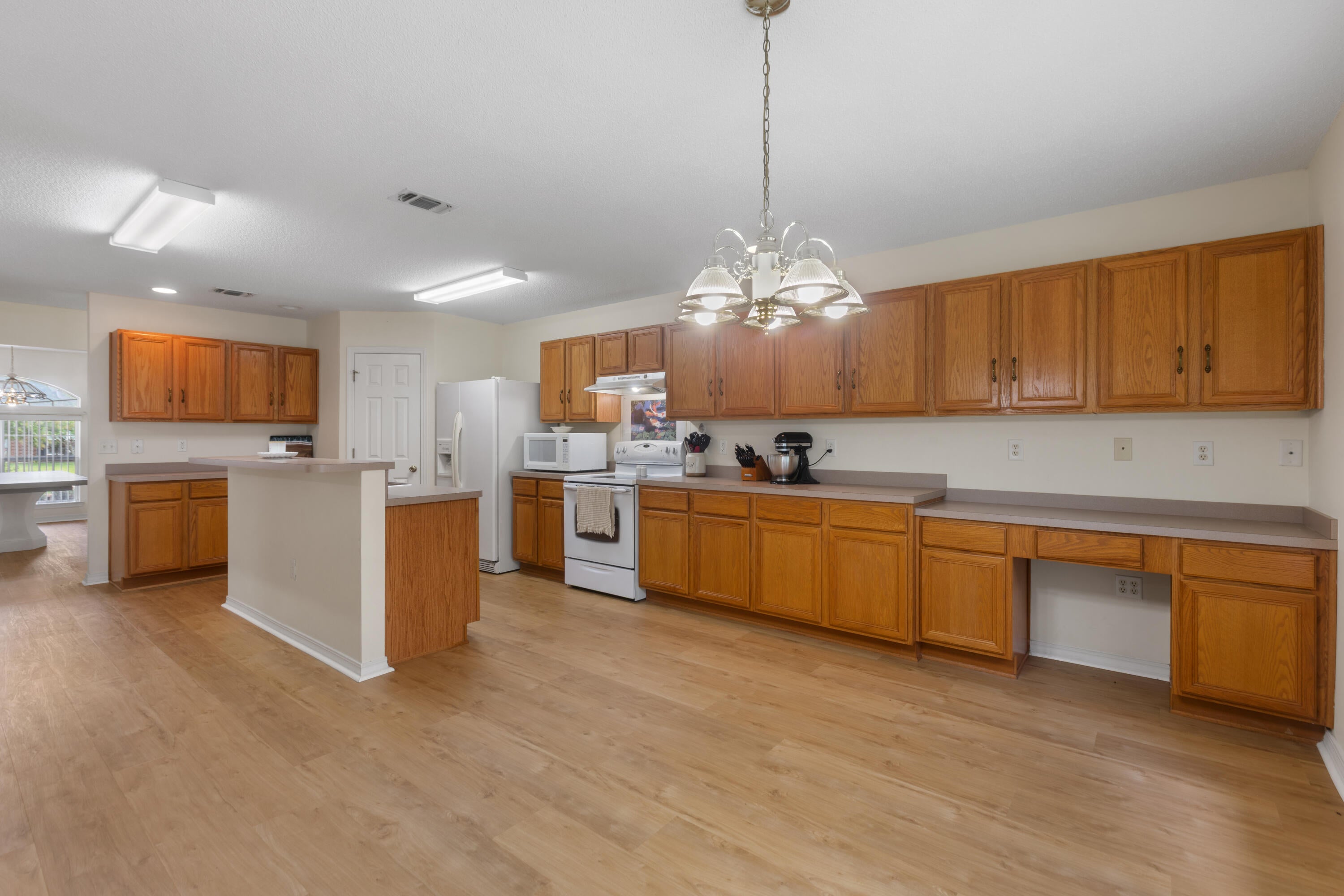 ASHBERRY WOODS - Residential