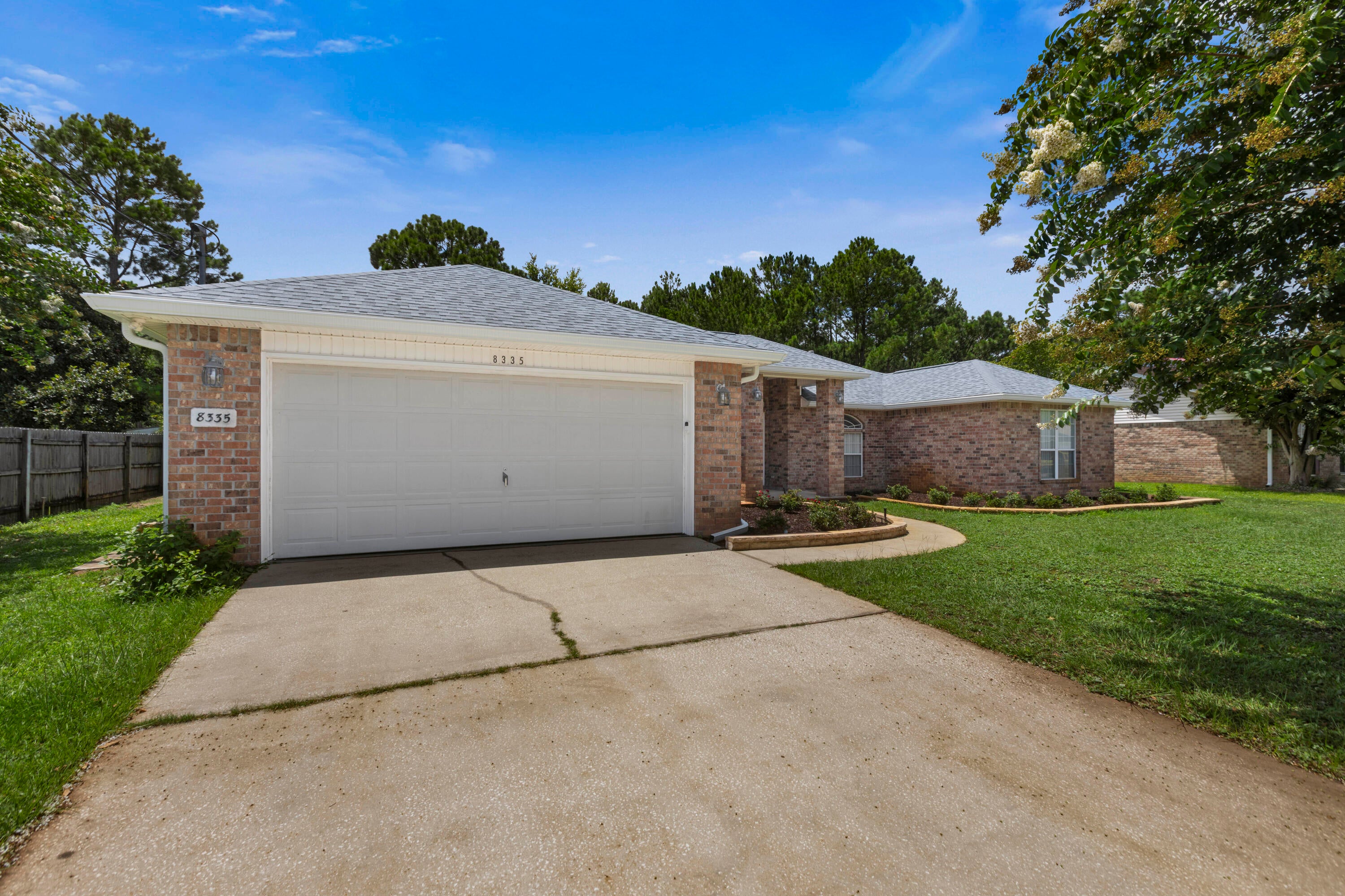 ASHBERRY WOODS - Residential