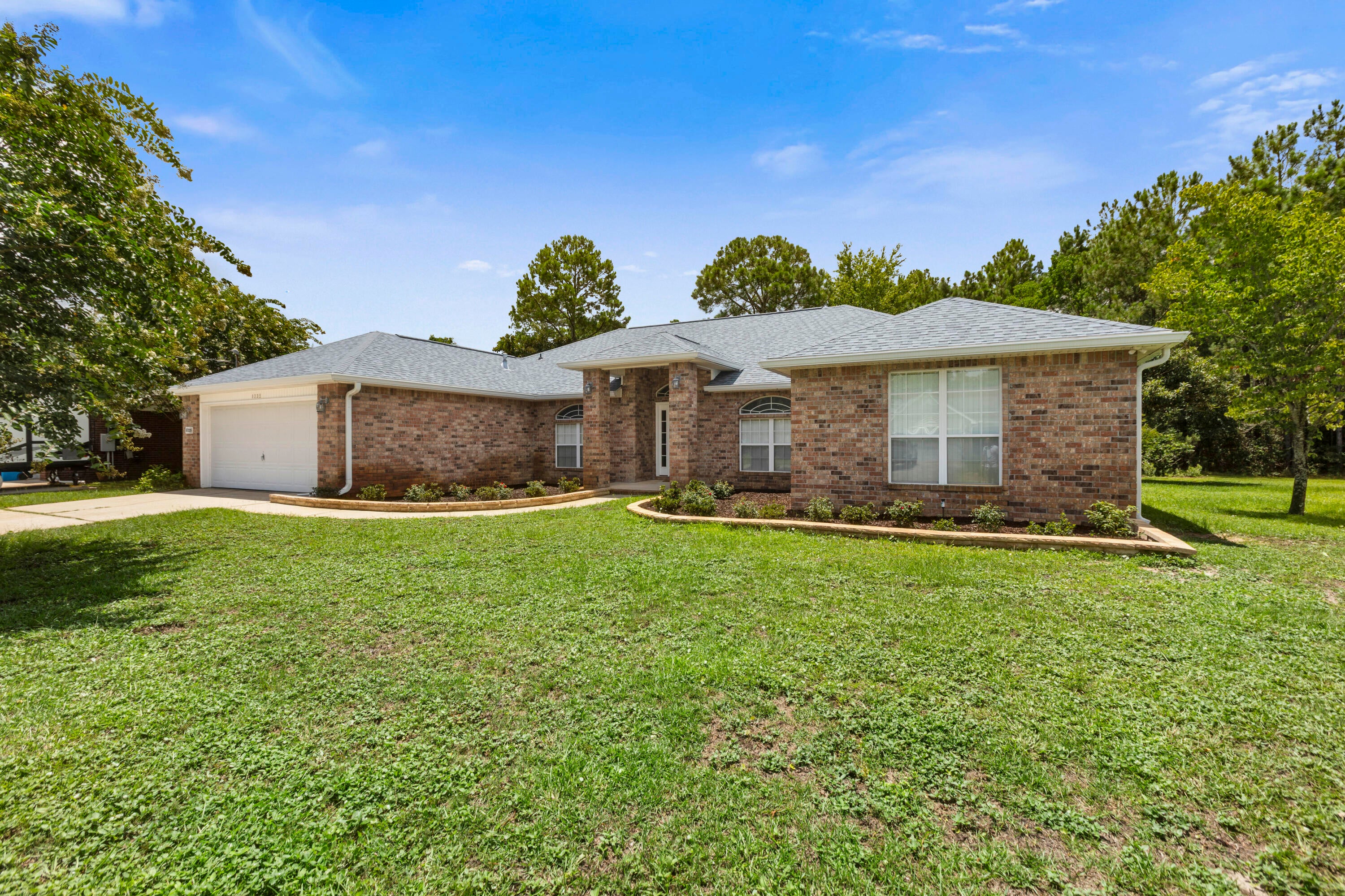 ASHBERRY WOODS - Residential