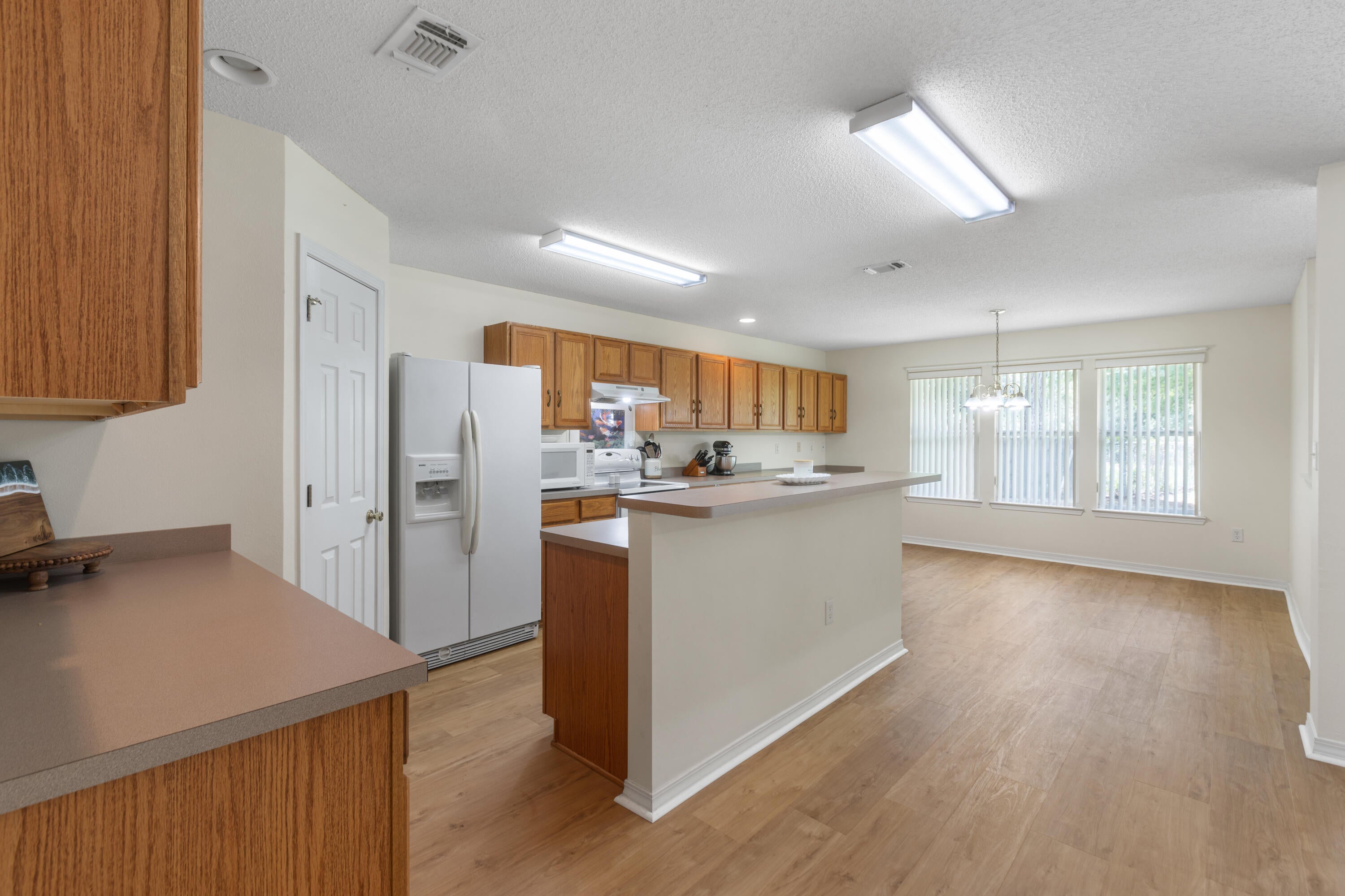 ASHBERRY WOODS - Residential