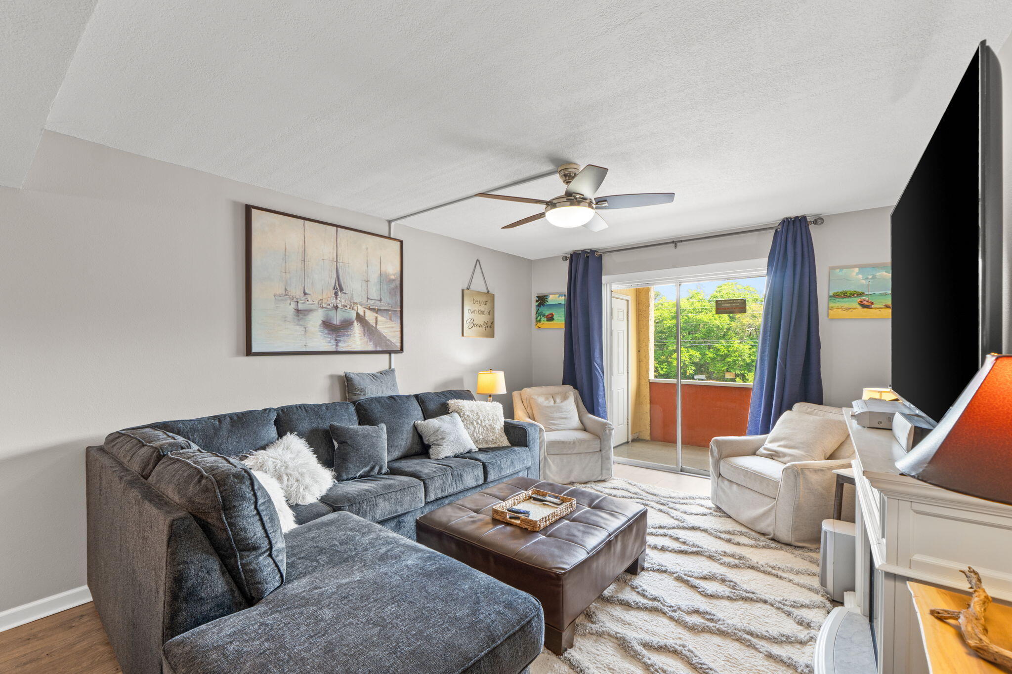 CEDARS CONDO - Residential