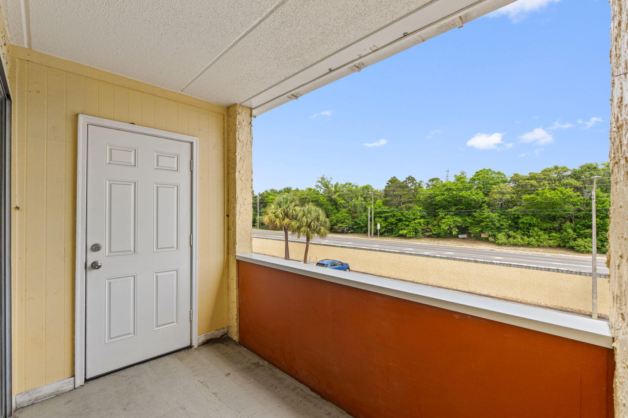 CEDARS CONDO - Residential