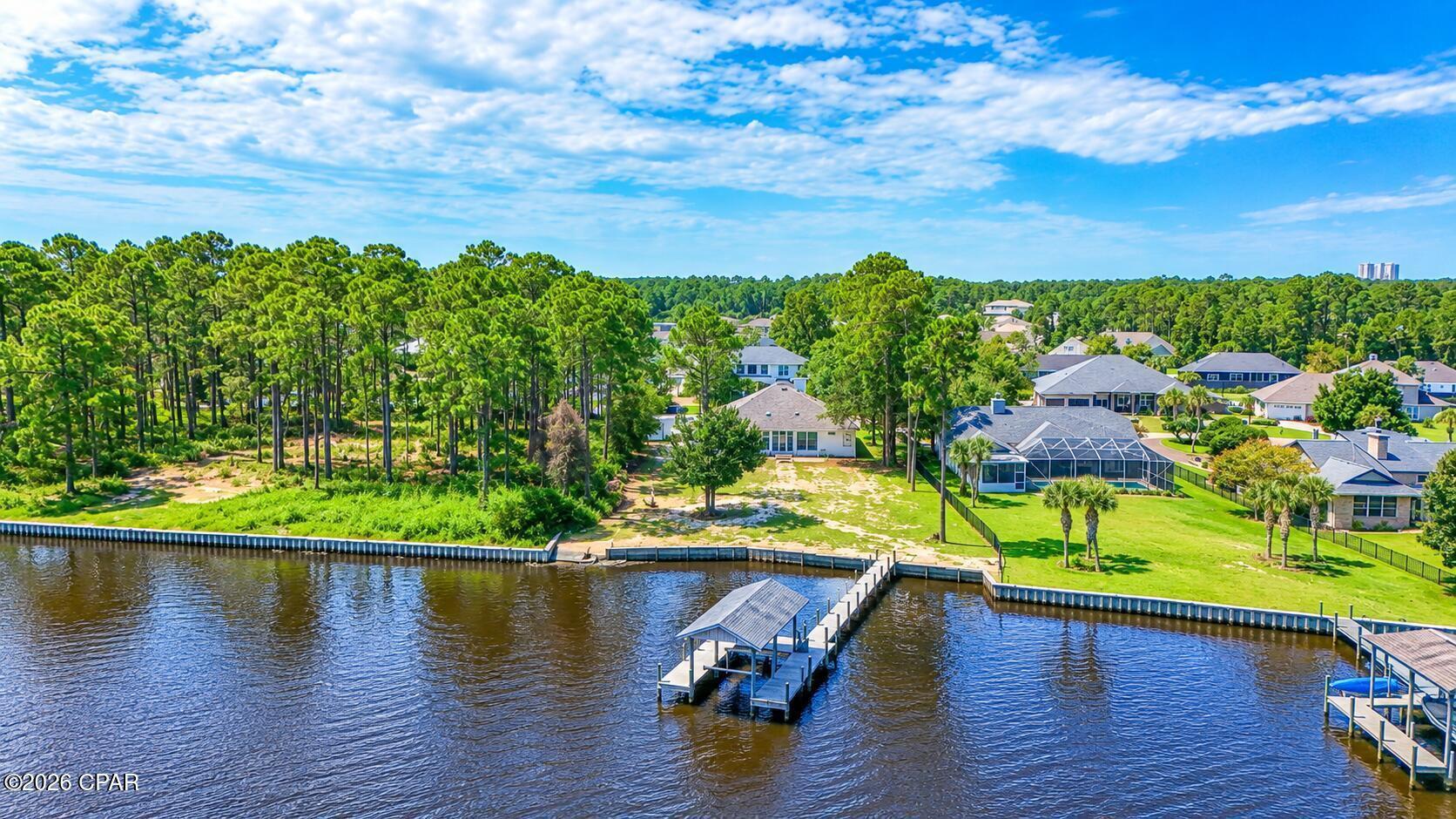 COLONY CLUB HARBOUR PH 1 - Residential