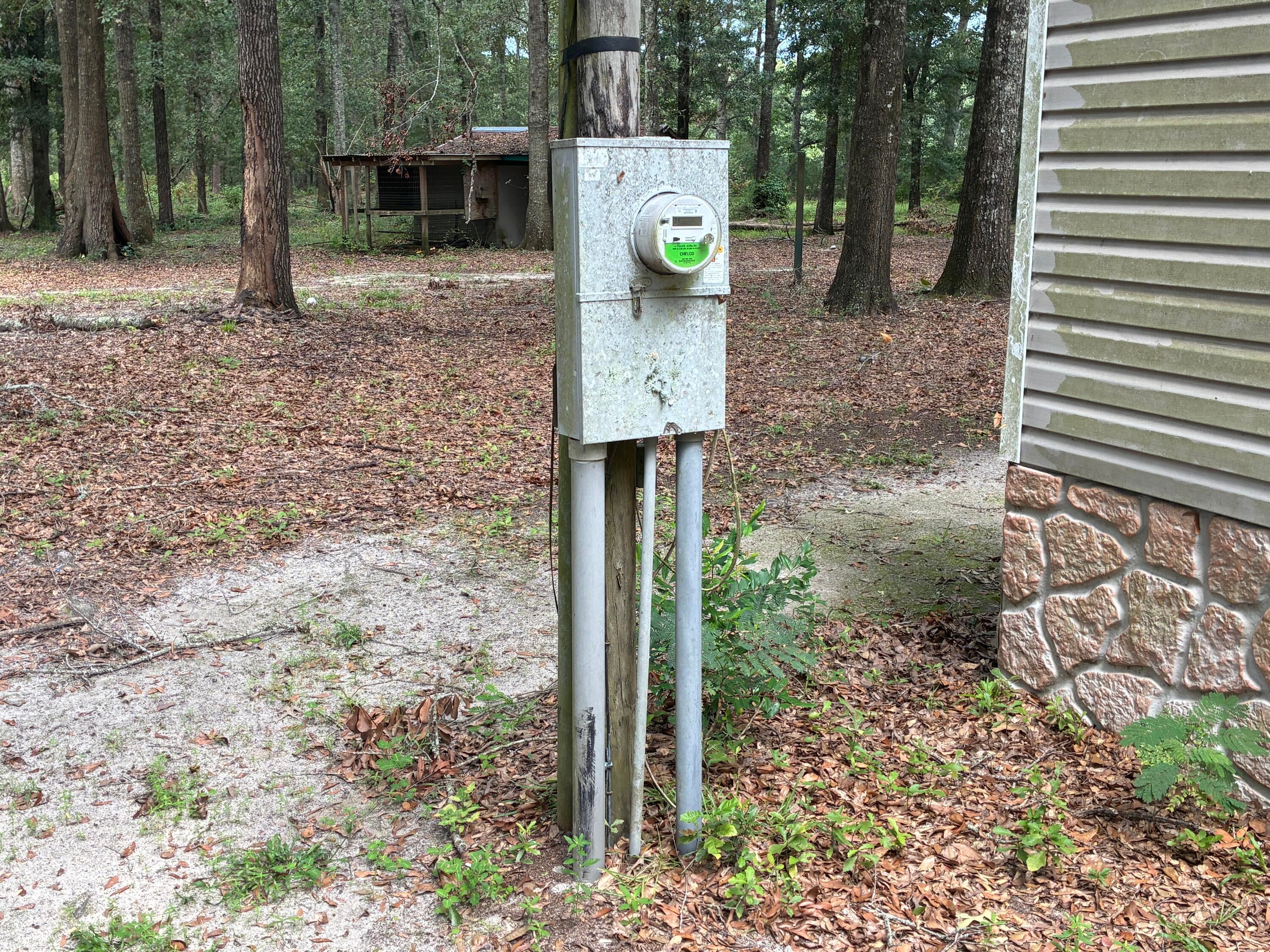 Along the Florida/Alabama Line - Land
