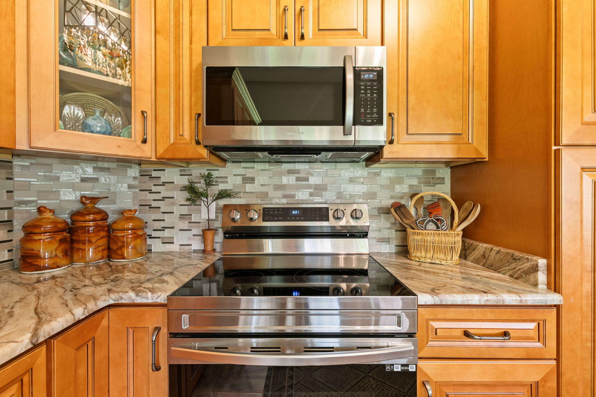 HIDDEN CREEK ESTATES AT HOLLEY BY THE SEA - Residential