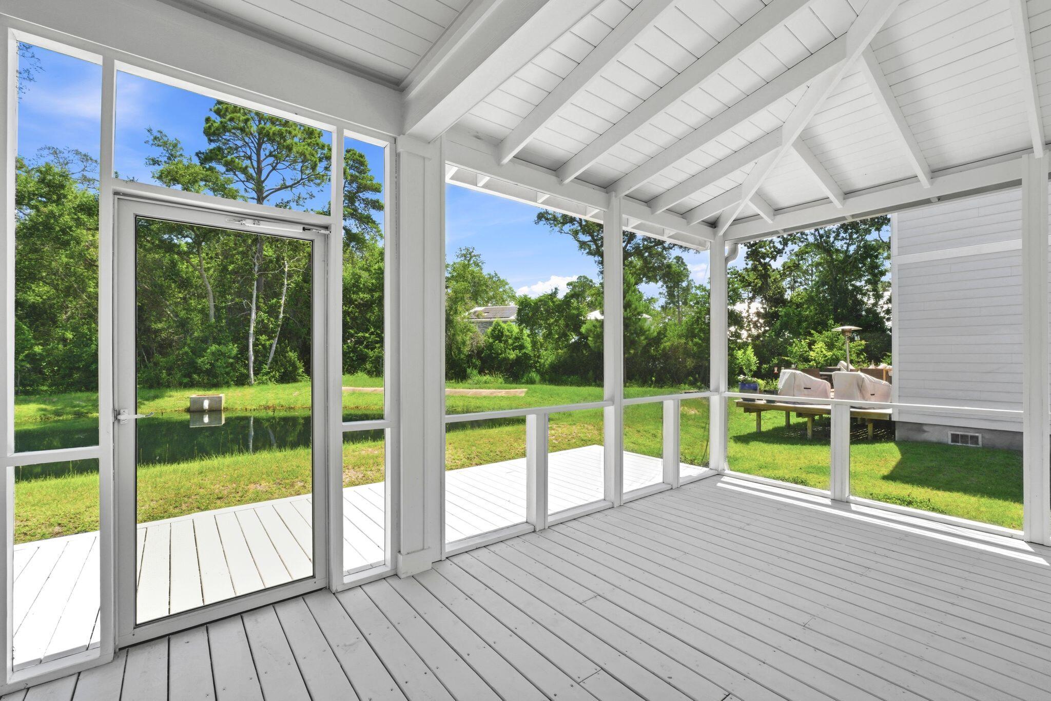 Daxton On The Bay - Residential