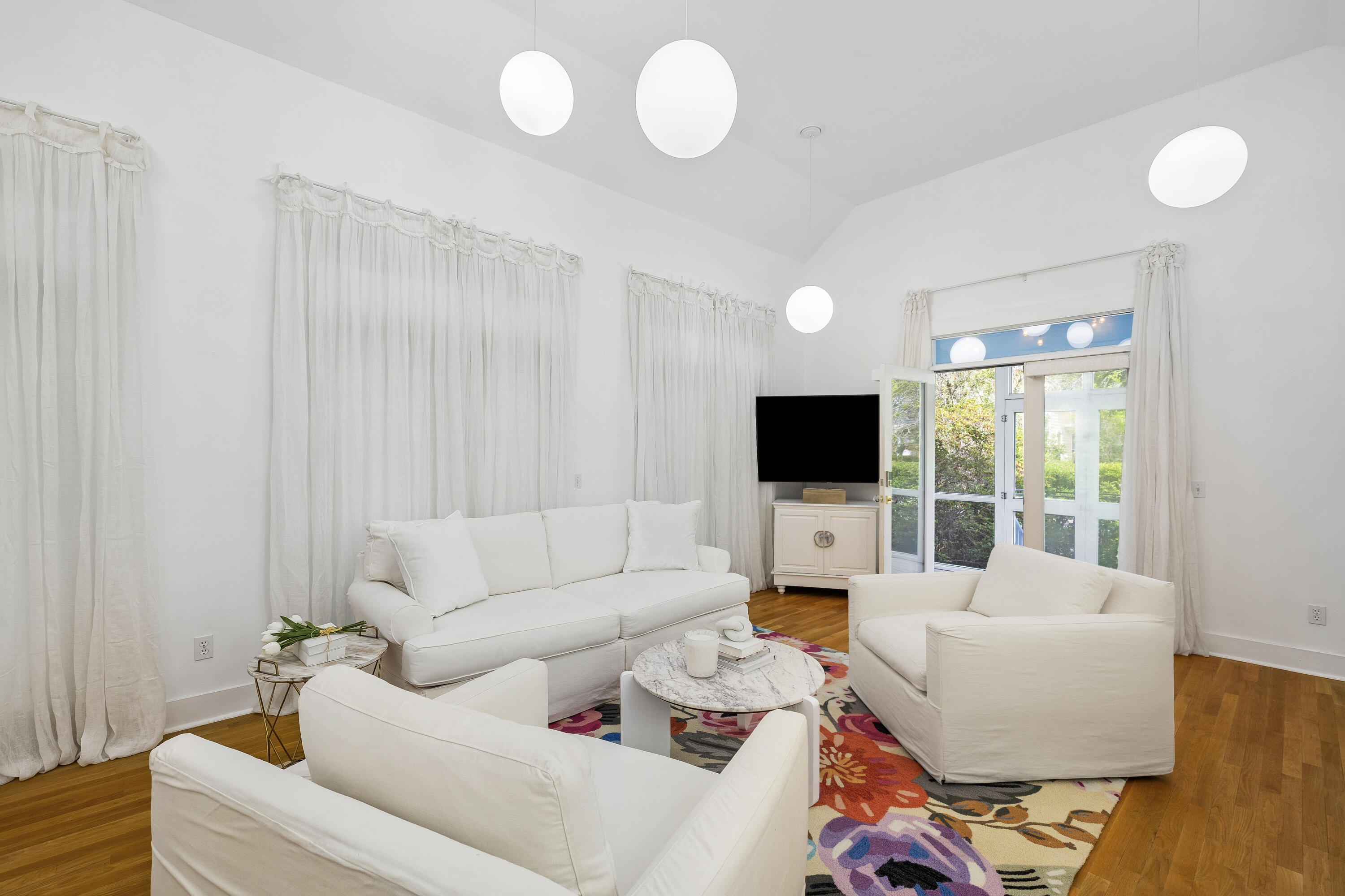 GROVE BY THE SEA - Residential