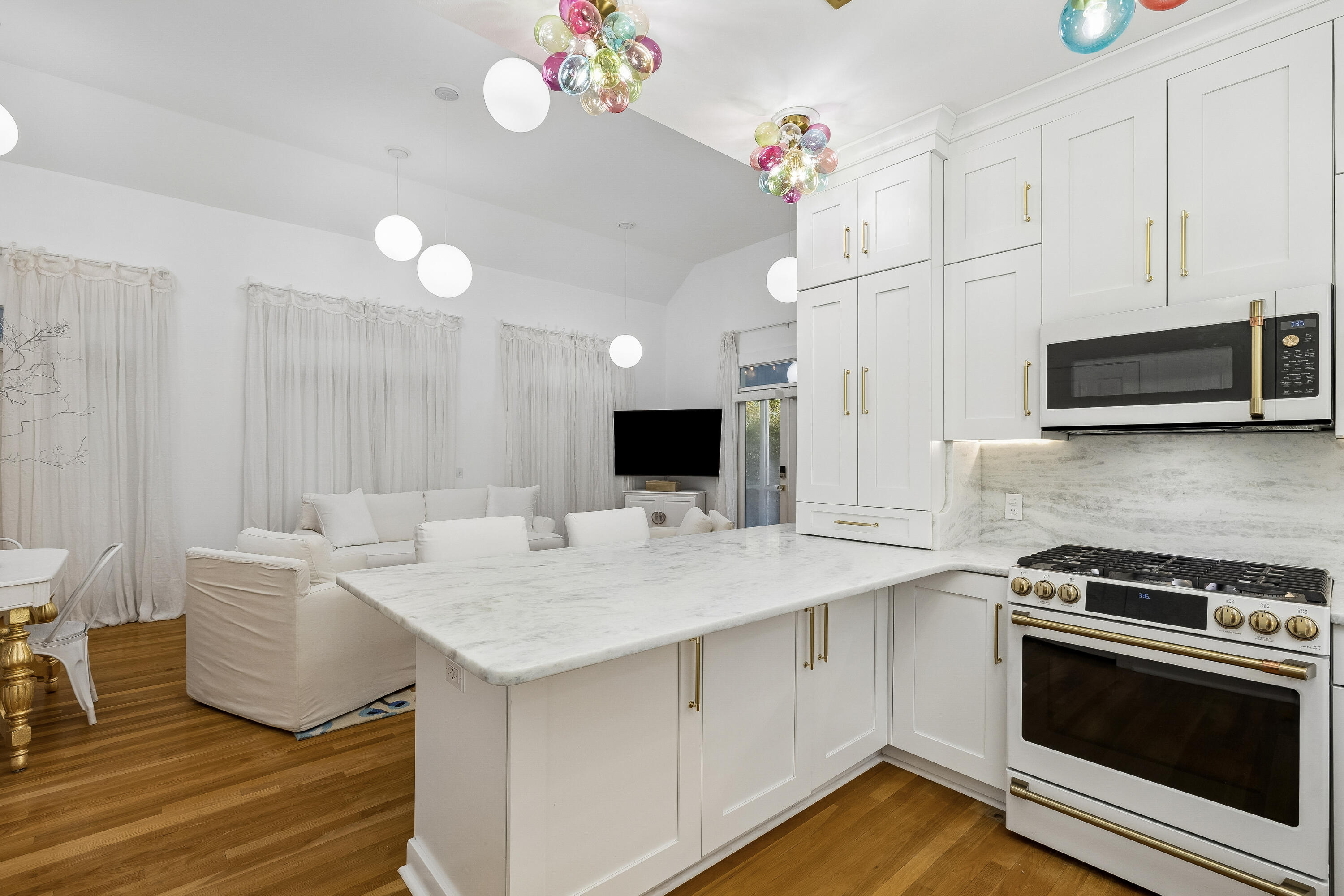 GROVE BY THE SEA - Residential