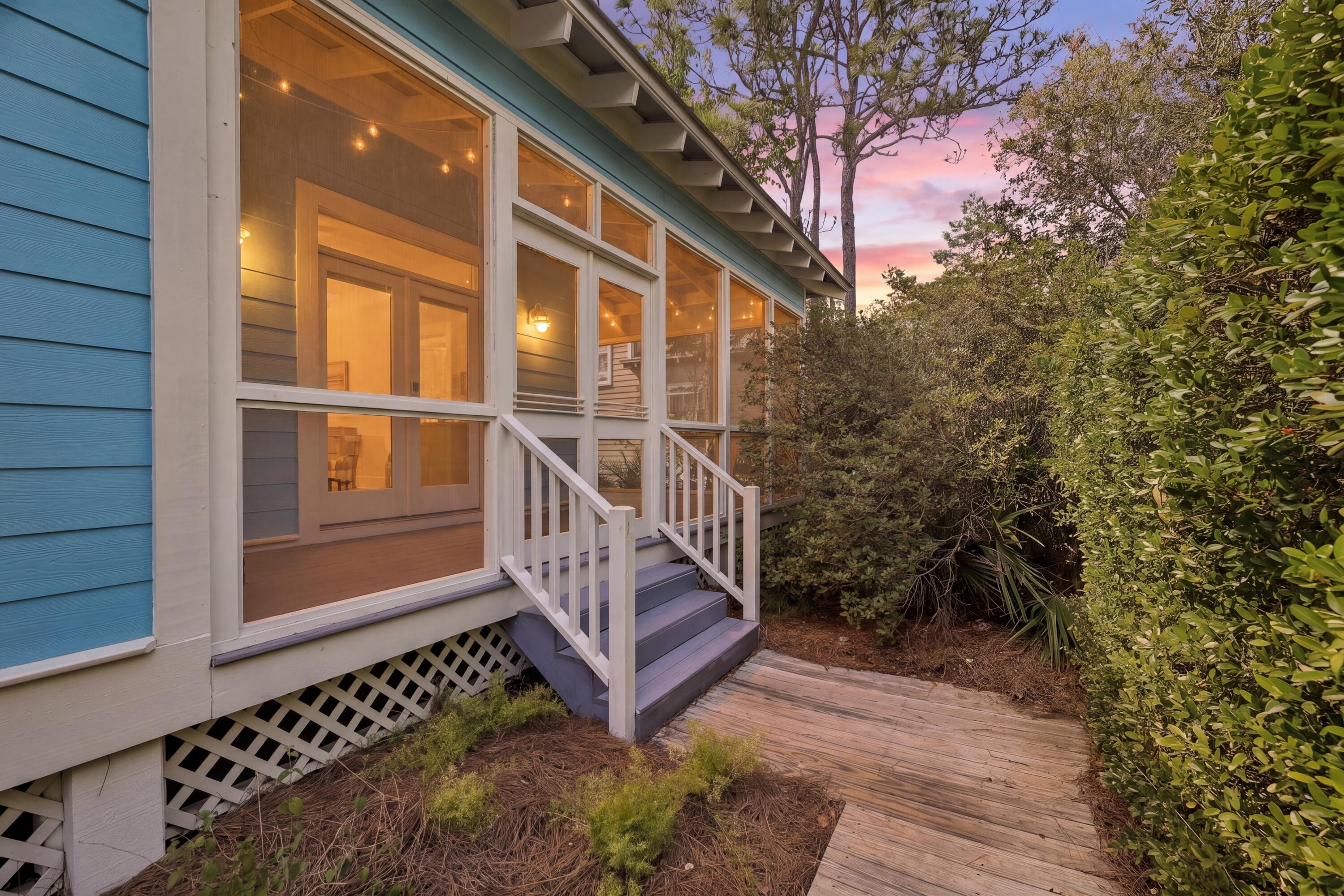 GROVE BY THE SEA - Residential