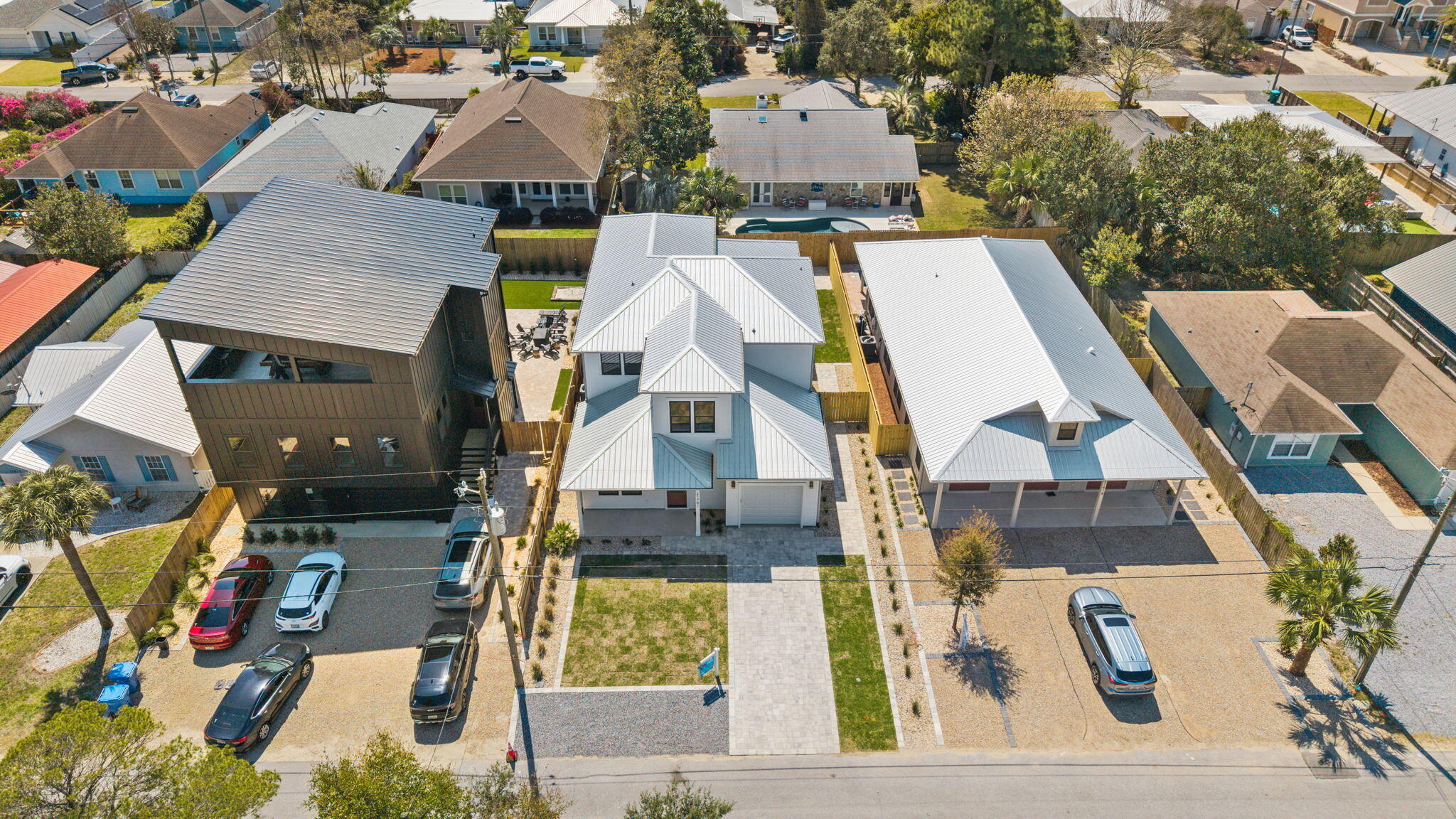 RIVIERA BEACH - Residential