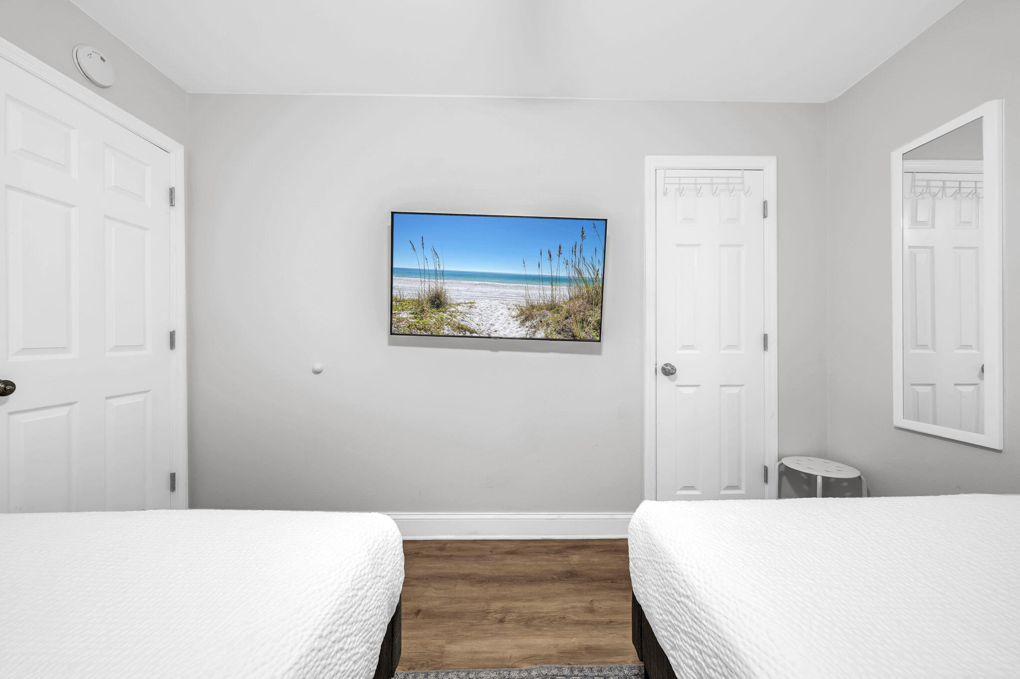 BEACHSIDE VILLAS CONDO - Residential