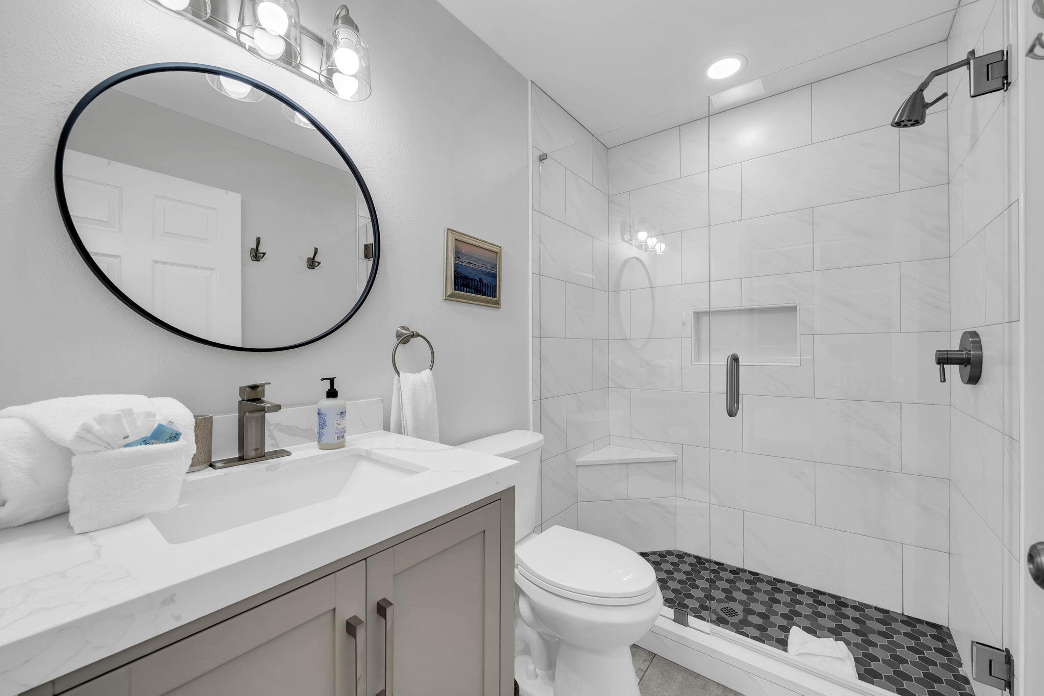 BEACHSIDE VILLAS CONDO - Residential