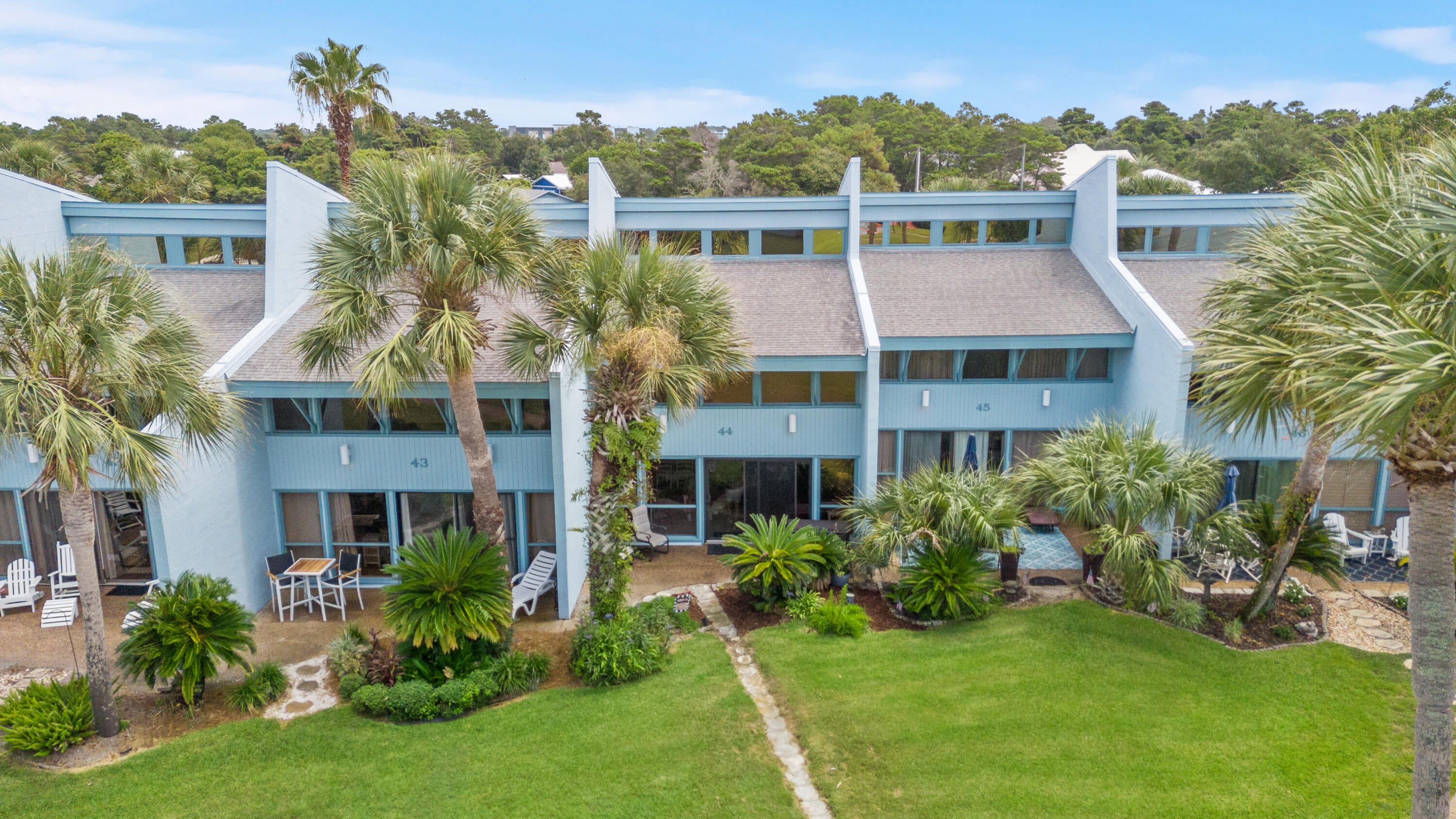 SUNNYSIDE BEACH & TENNIS CONDO - Residential