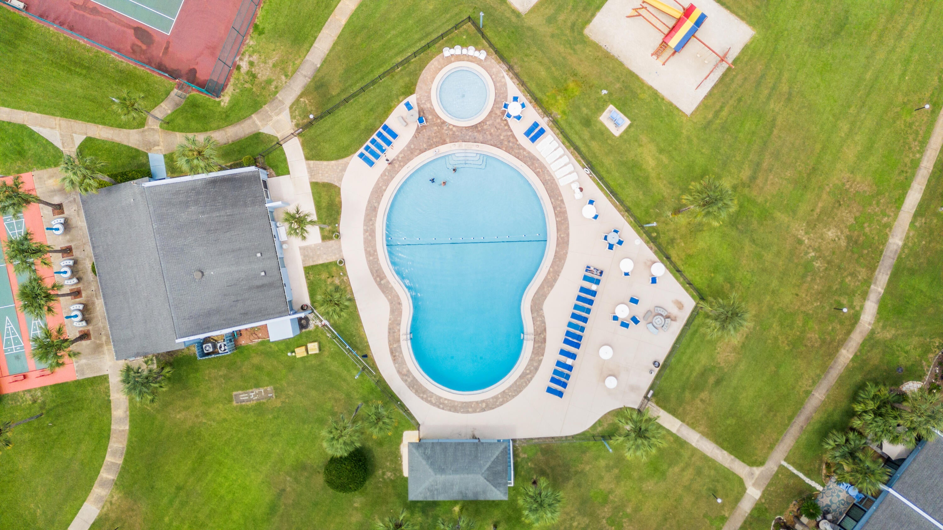 SUNNYSIDE BEACH & TENNIS CONDO - Residential