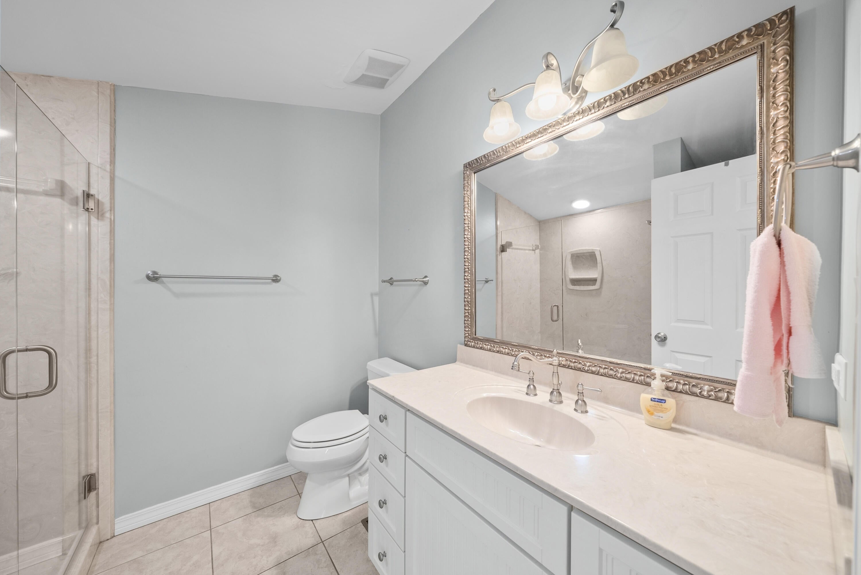 SUNNYSIDE BEACH & TENNIS CONDO - Residential