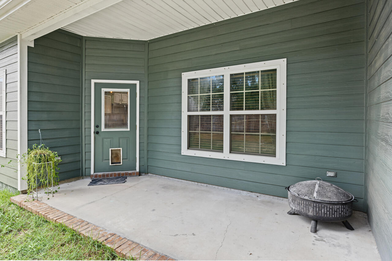 FOX VALLEY - Residential