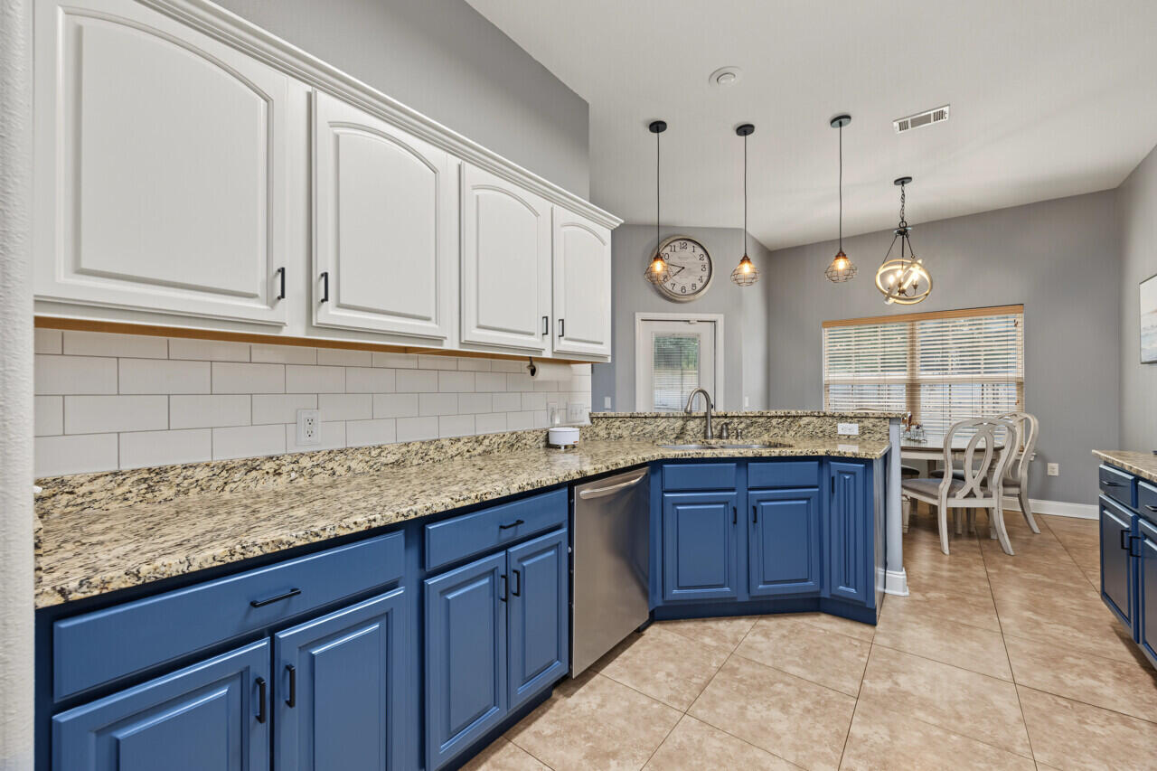 FOX VALLEY - Residential