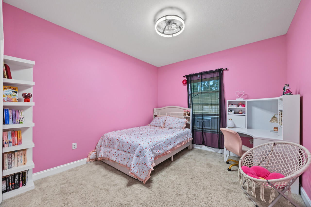 FOX VALLEY - Residential
