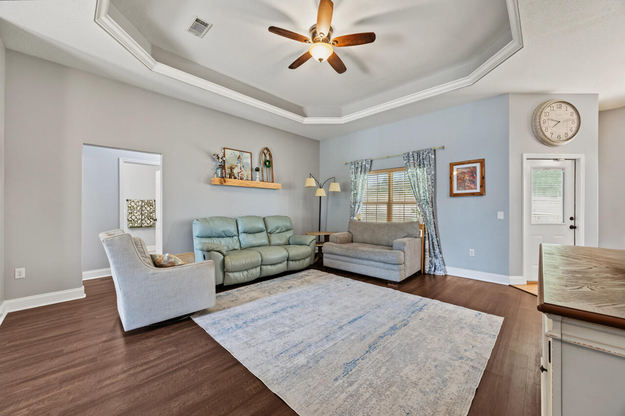 FOX VALLEY - Residential