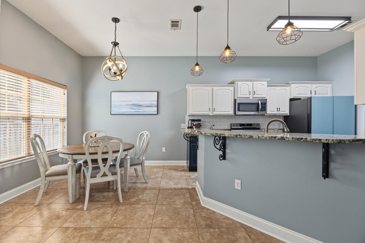 FOX VALLEY - Residential