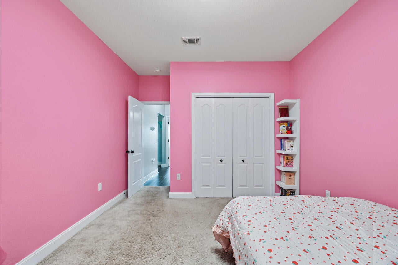 FOX VALLEY - Residential