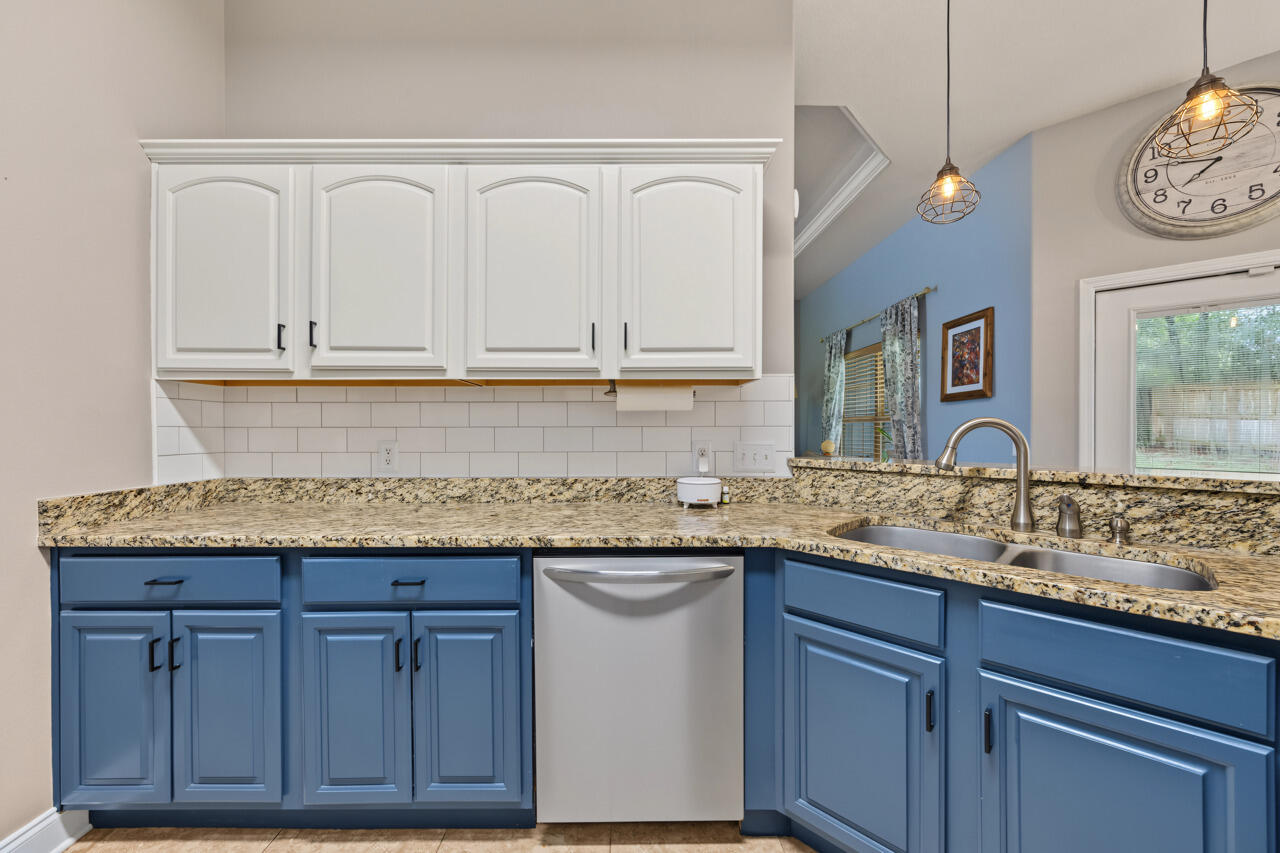FOX VALLEY - Residential