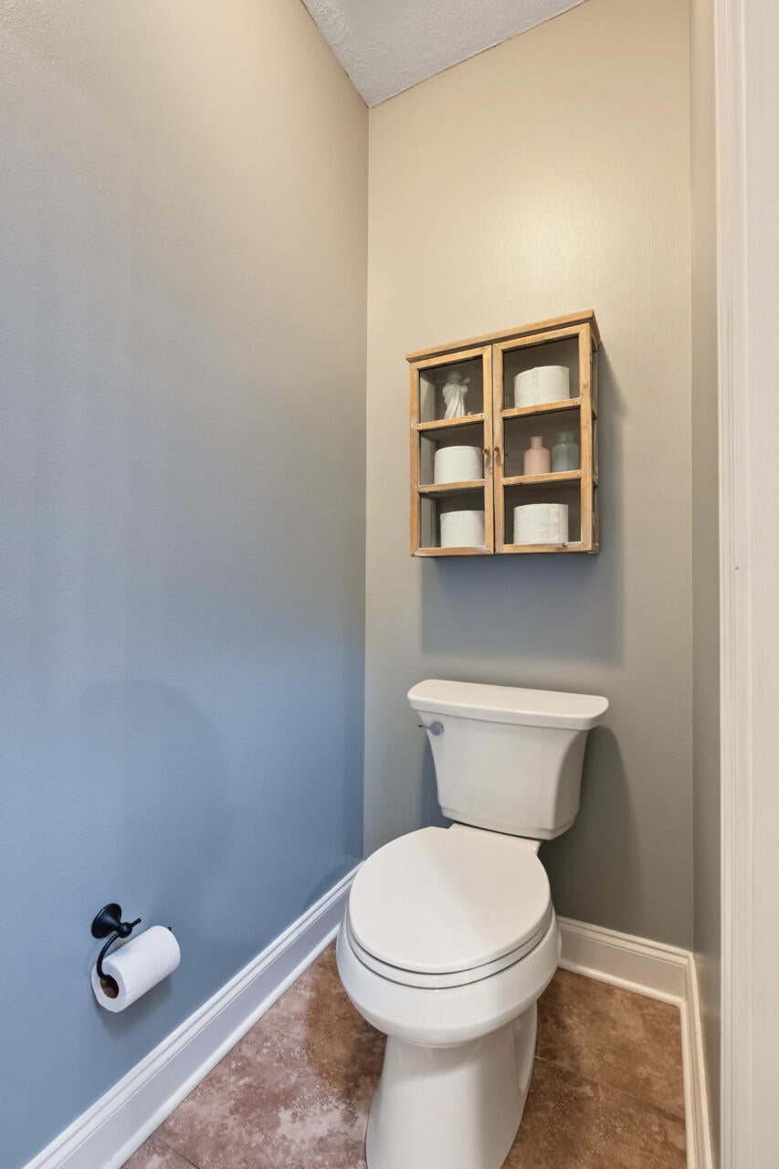 FOX VALLEY - Residential