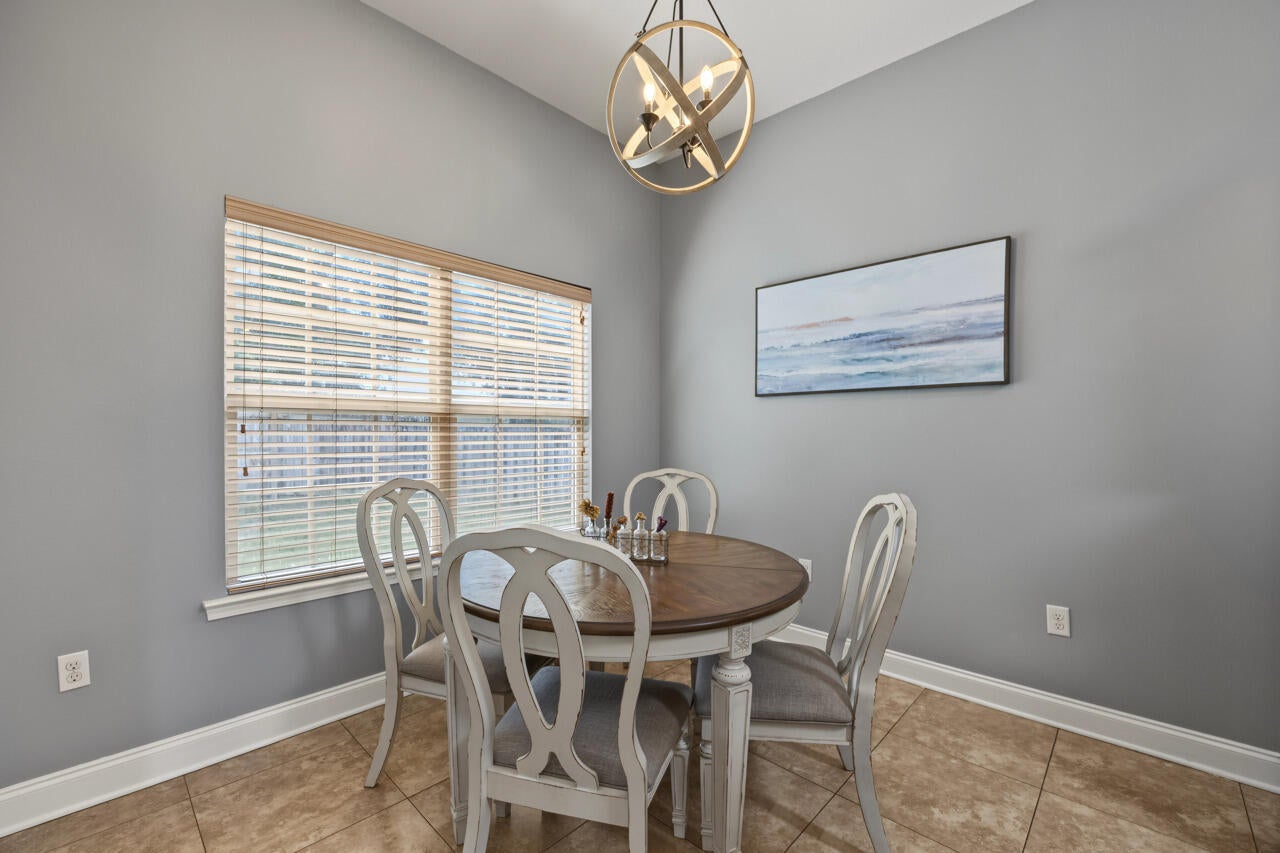 FOX VALLEY - Residential