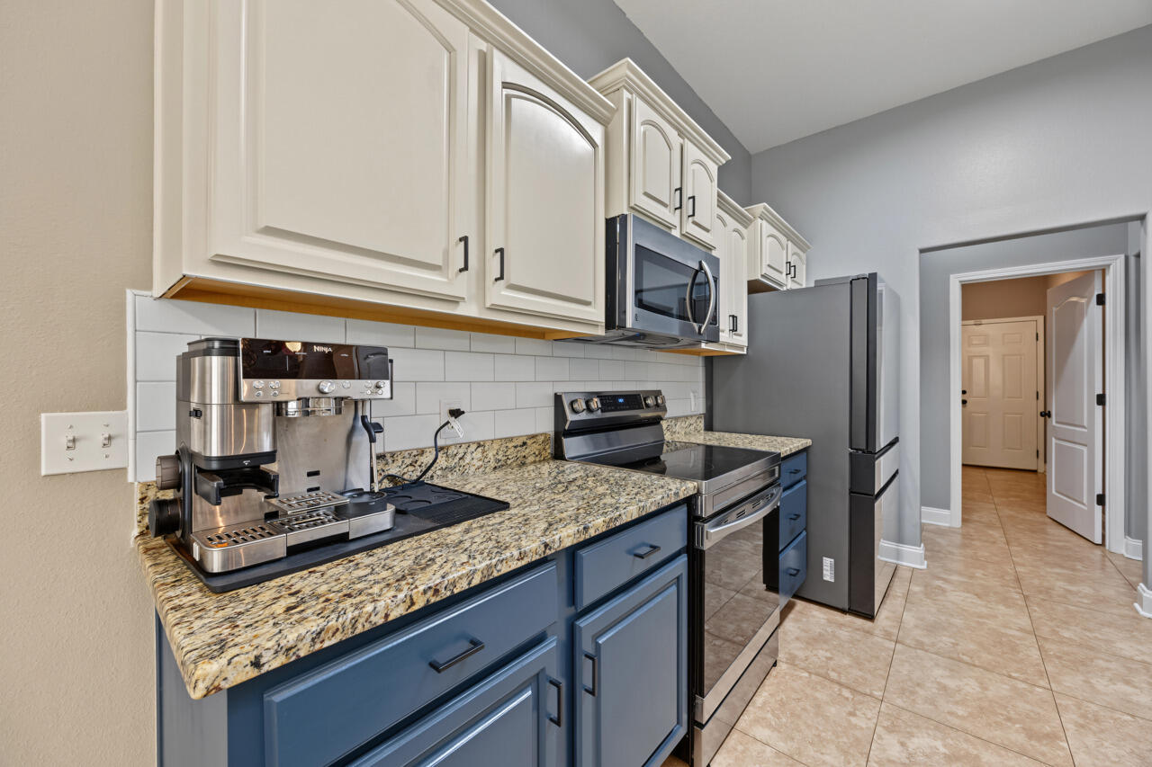 FOX VALLEY - Residential