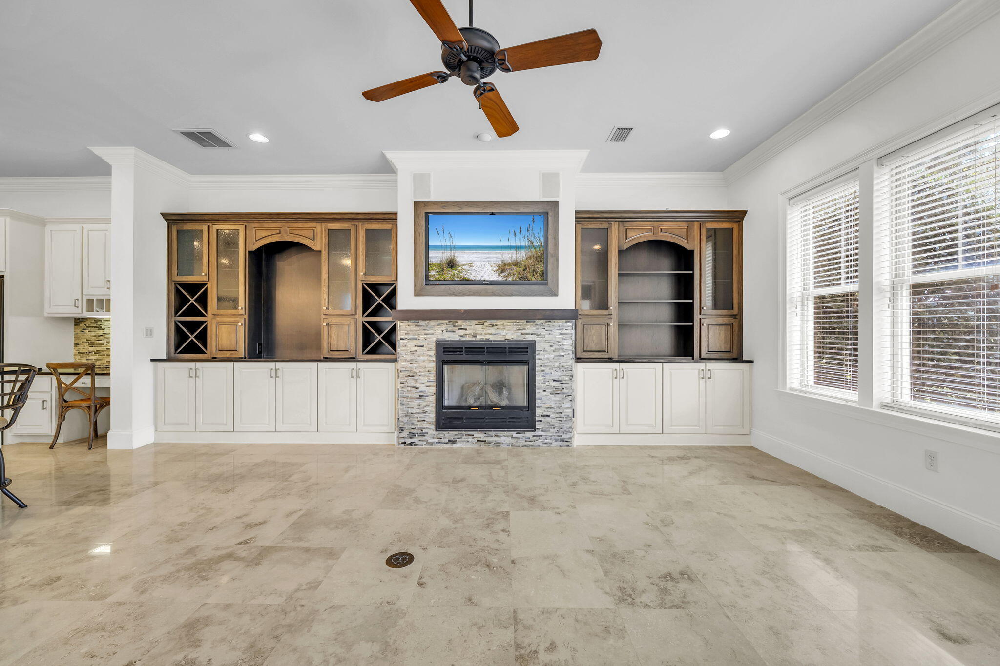 VINEYARD AT RAVEN OAKS - Residential
