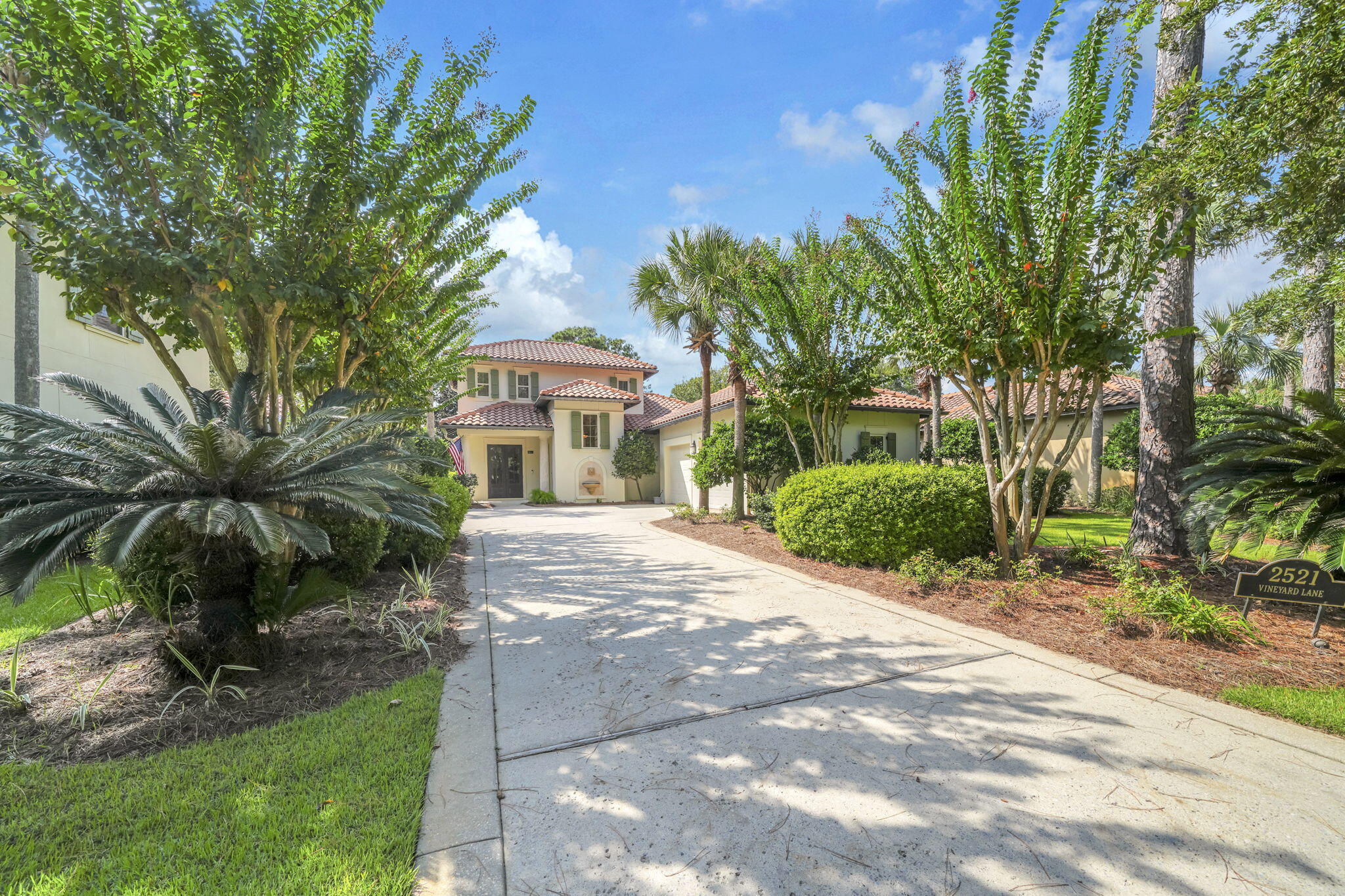 VINEYARD AT RAVEN OAKS - Residential