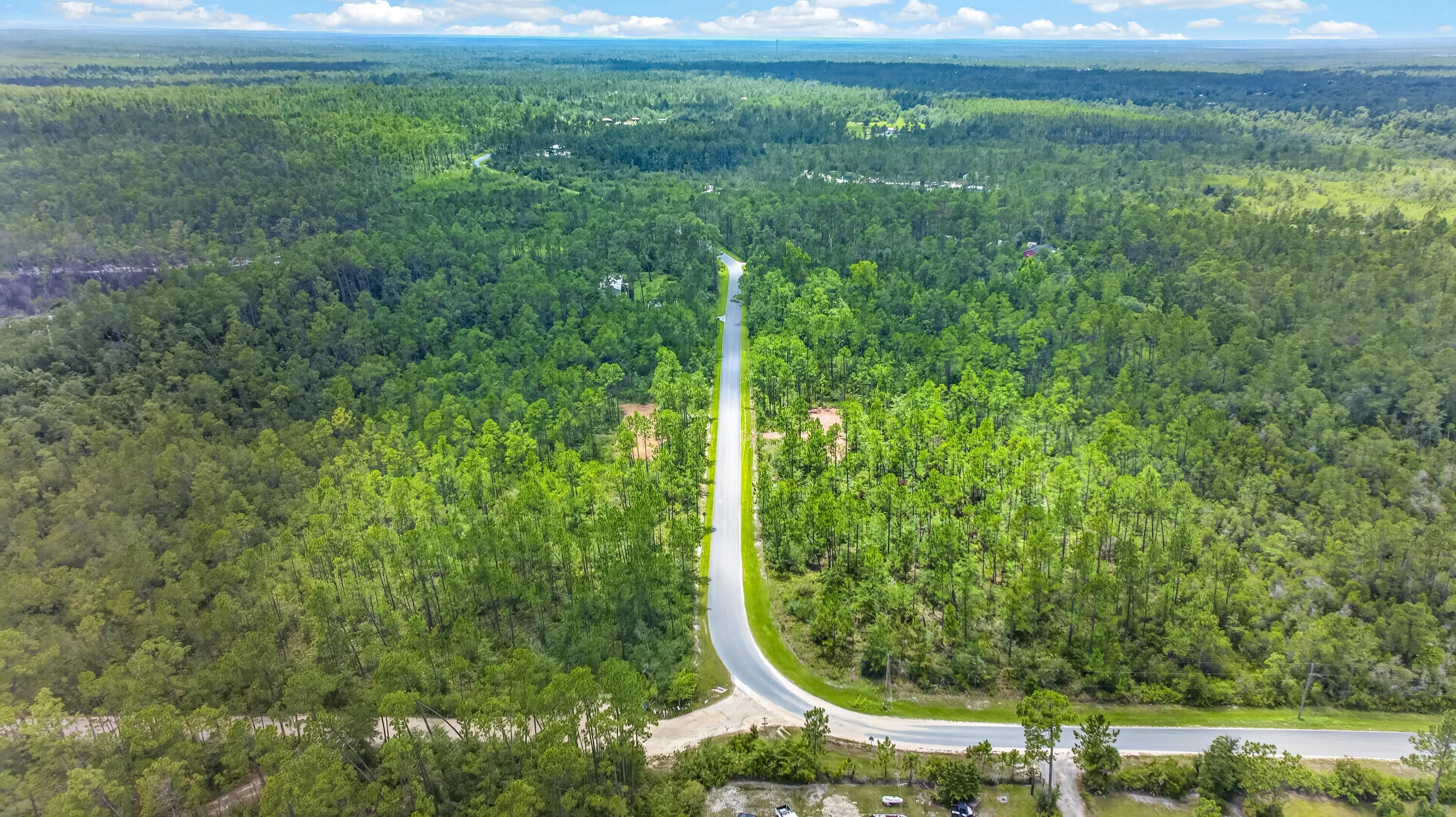 NO RECORDED SUBDIVISION - Land