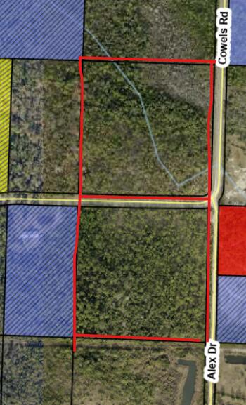 NO RECORDED SUBDIVISION - Land