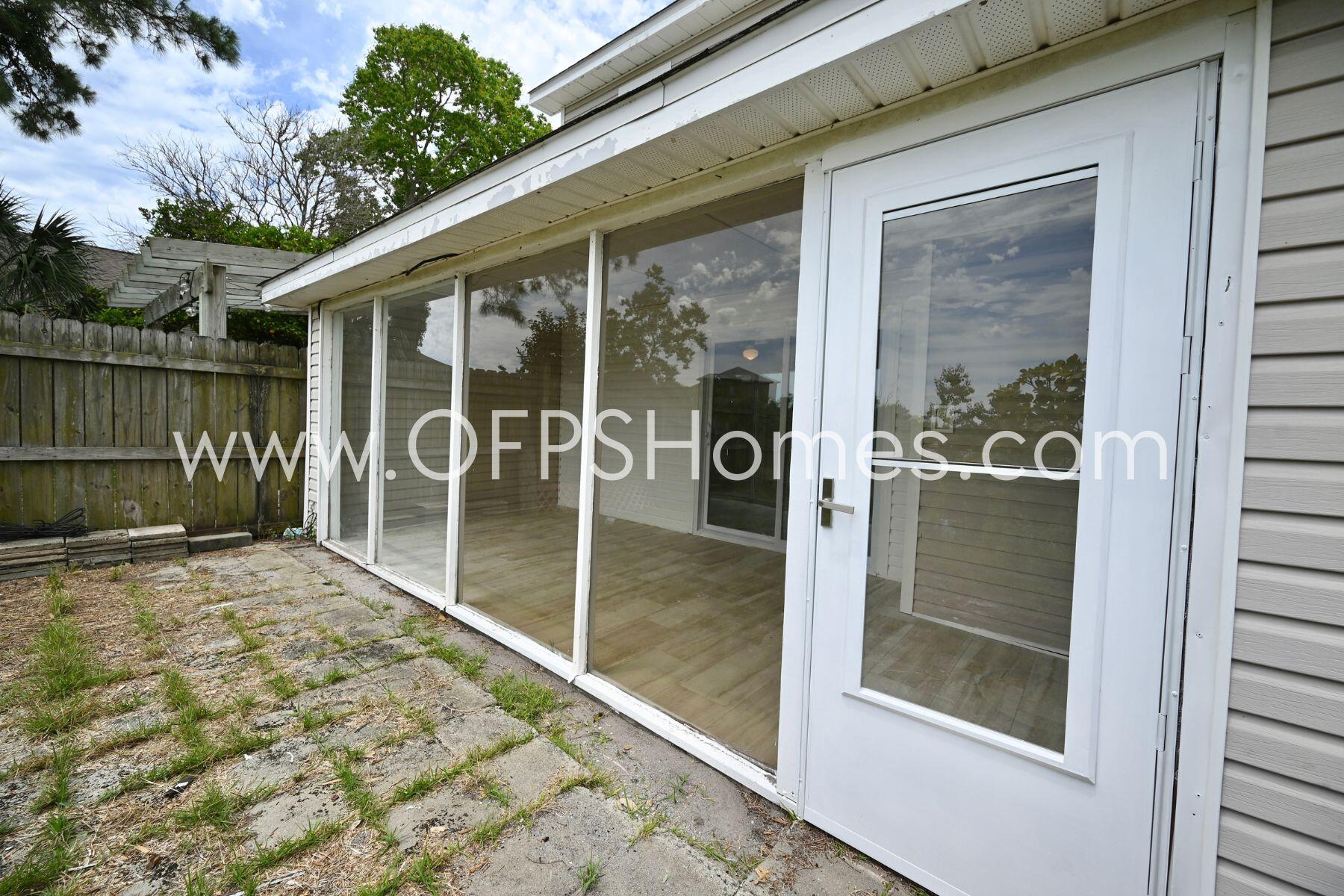 QUIETWOOD T/H - Residential Lease