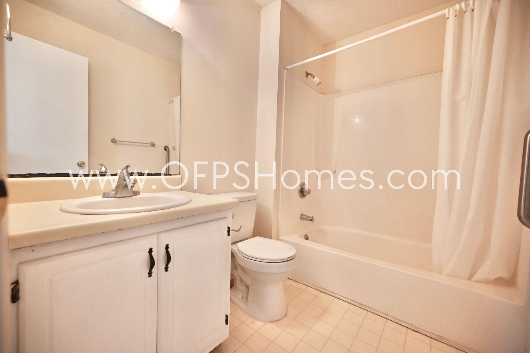 QUIETWOOD T/H - Residential Lease
