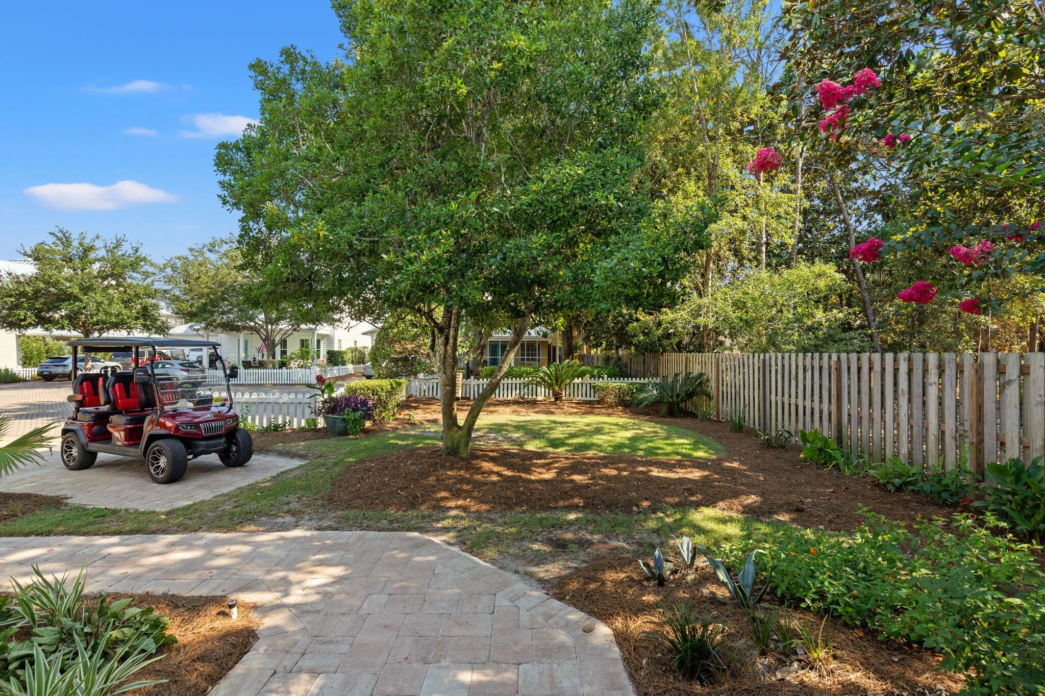 CRYSTAL LAKE PHASE I - Residential