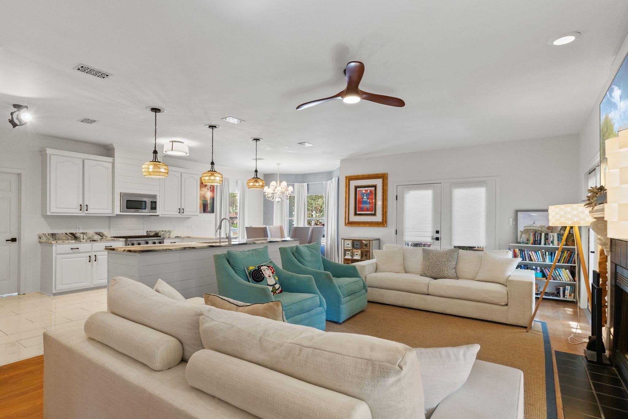 CRYSTAL LAKE PHASE I - Residential
