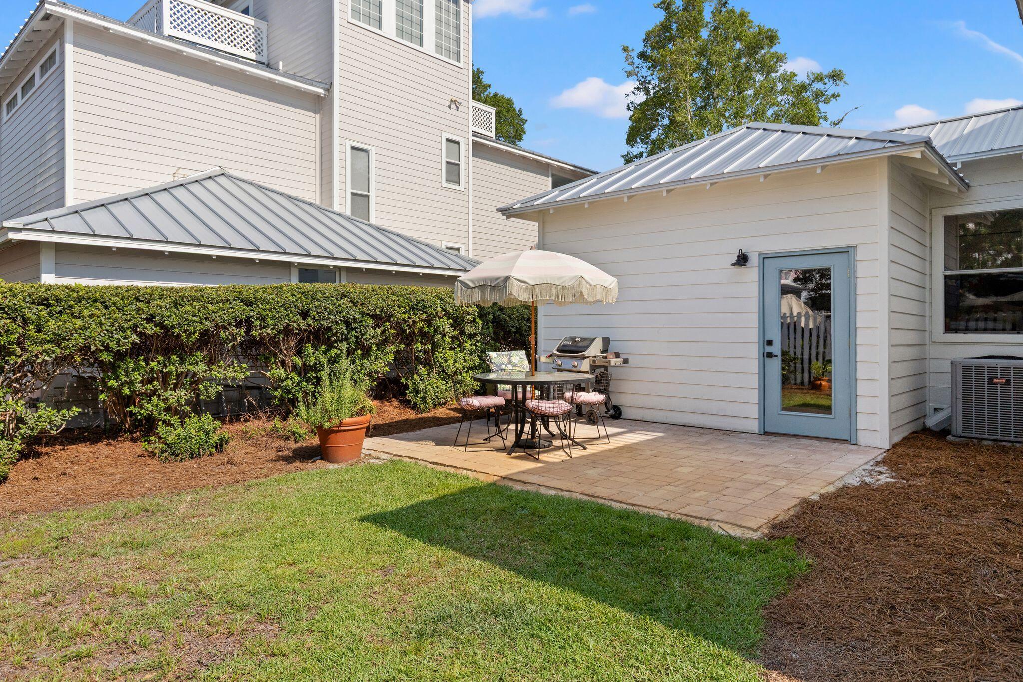 CRYSTAL LAKE PHASE I - Residential