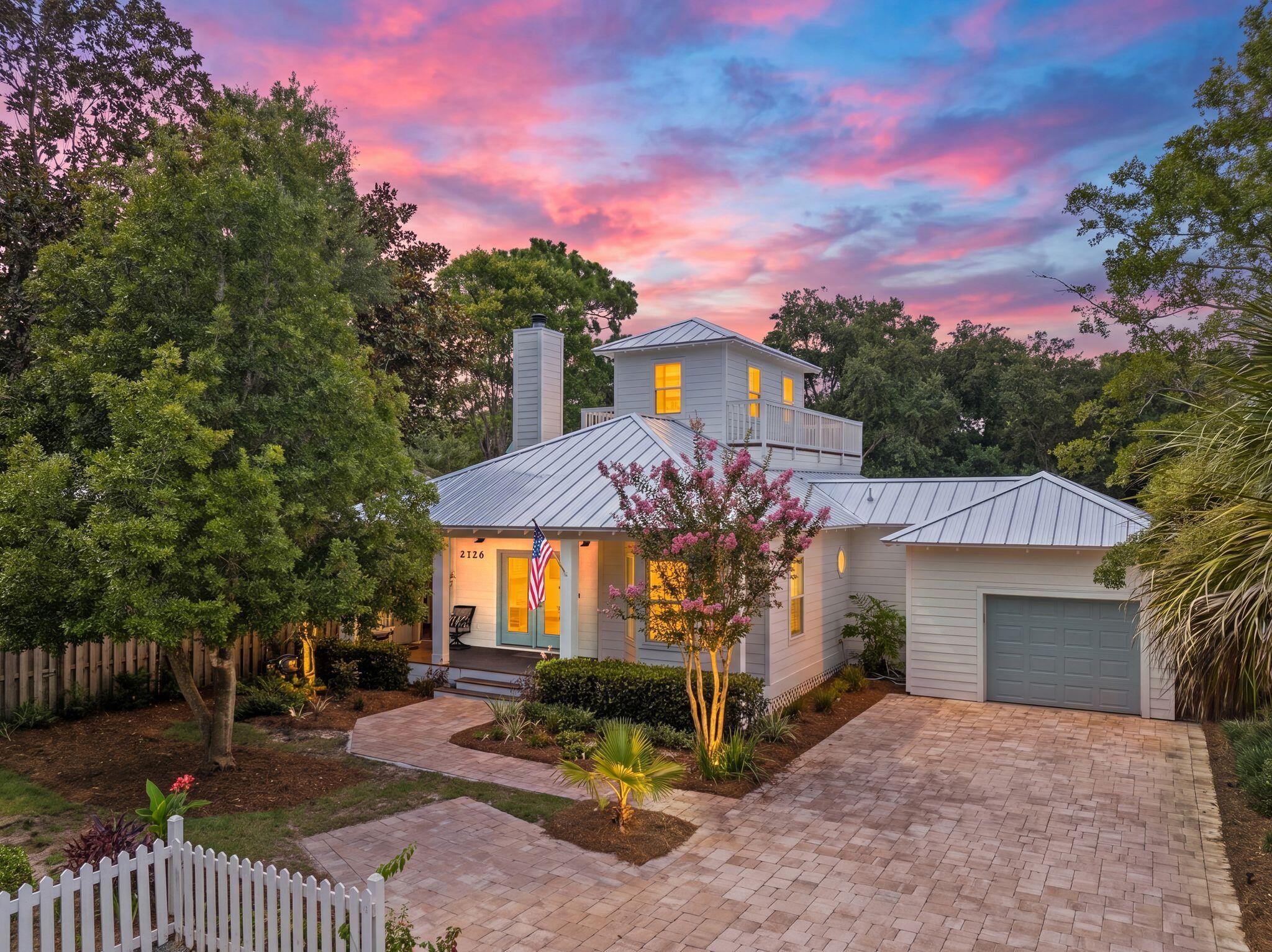 CRYSTAL LAKE PHASE I - Residential