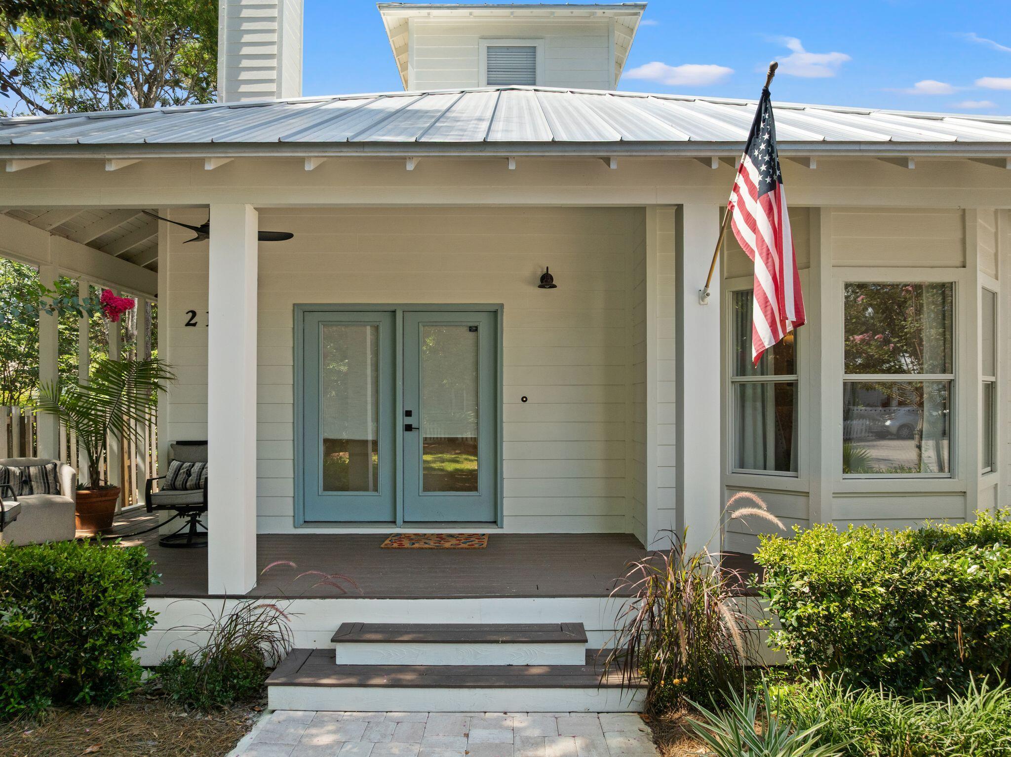CRYSTAL LAKE PHASE I - Residential