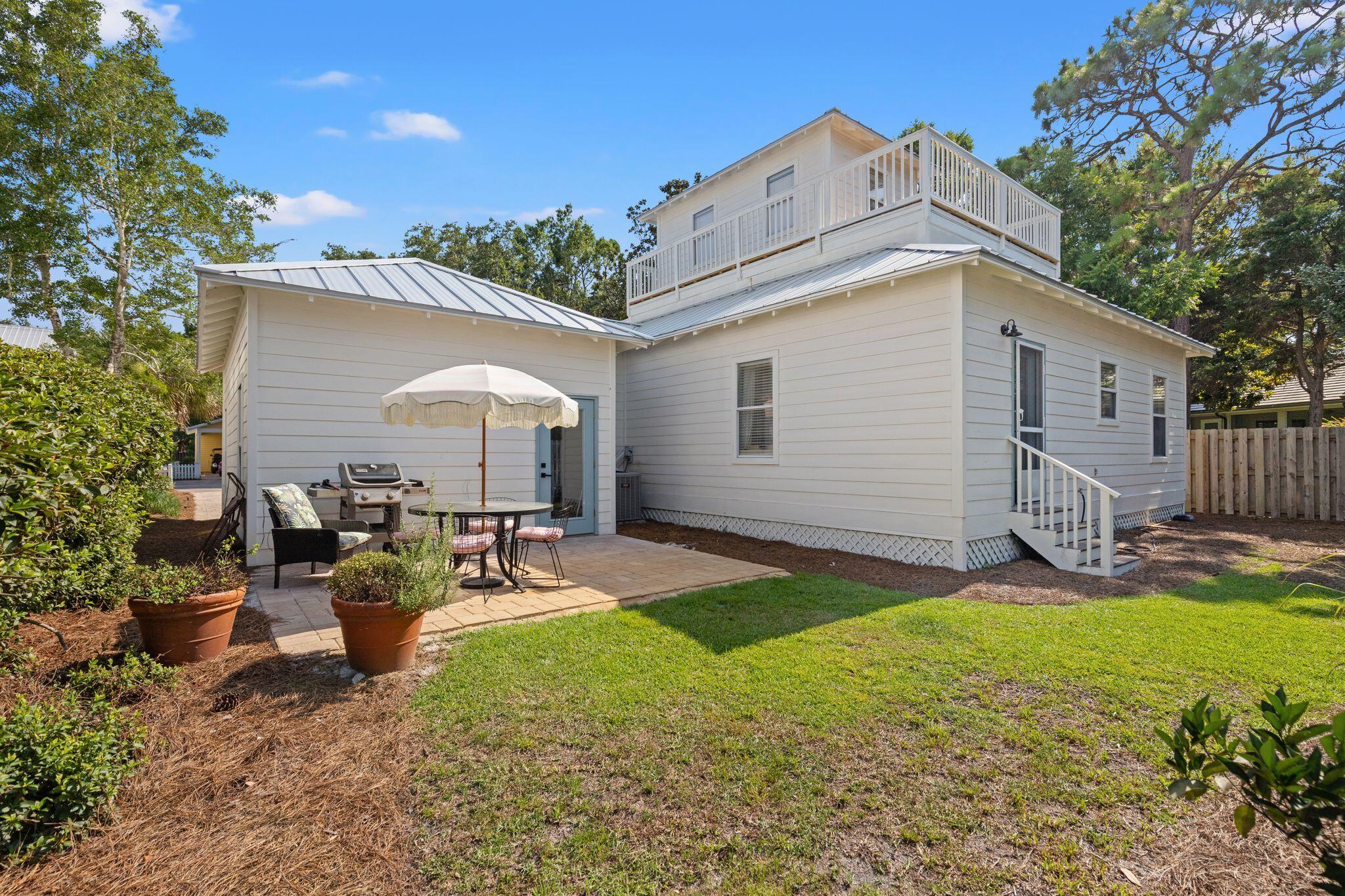 CRYSTAL LAKE PHASE I - Residential
