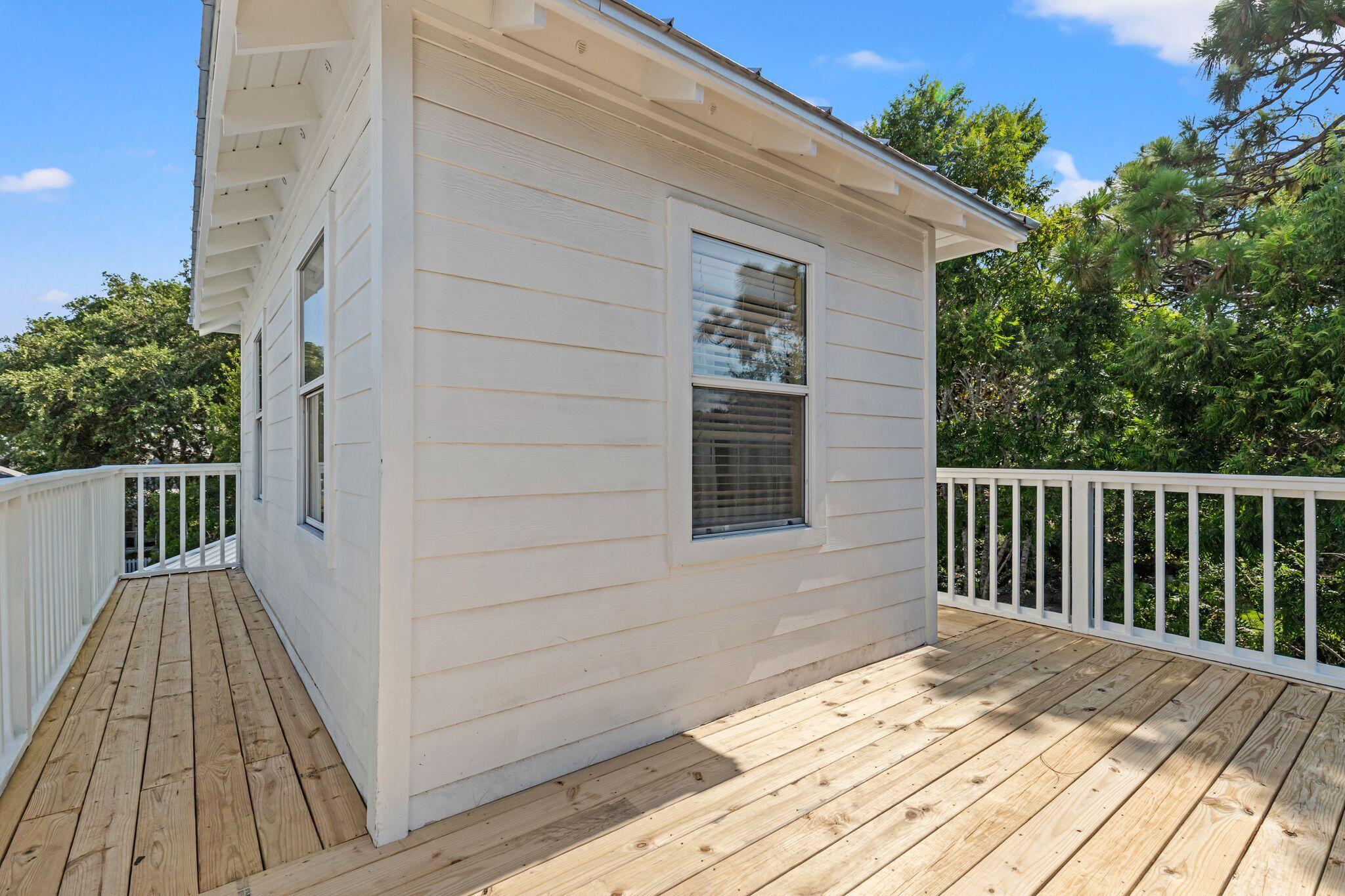 CRYSTAL LAKE PHASE I - Residential