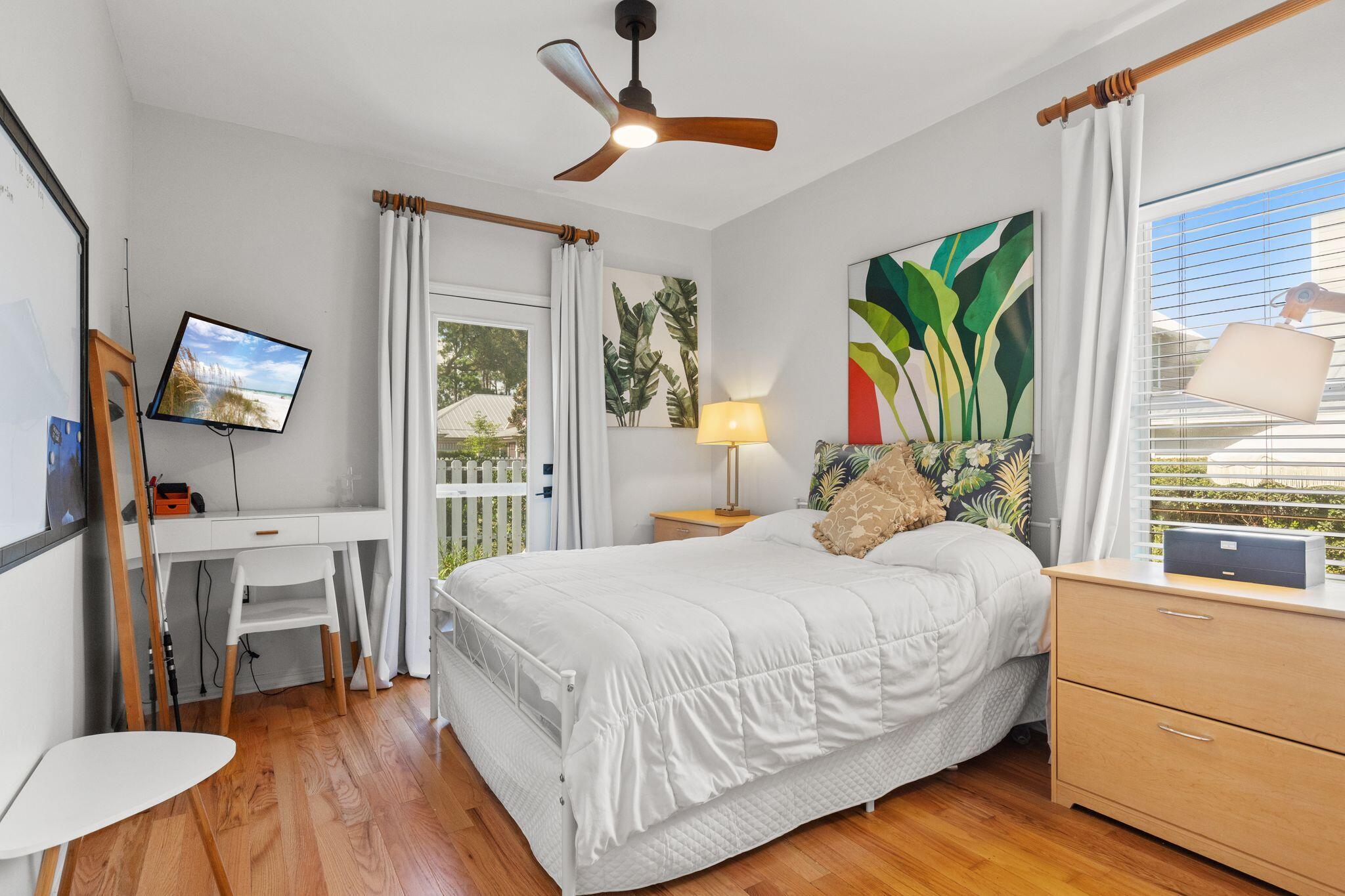 CRYSTAL LAKE PHASE I - Residential