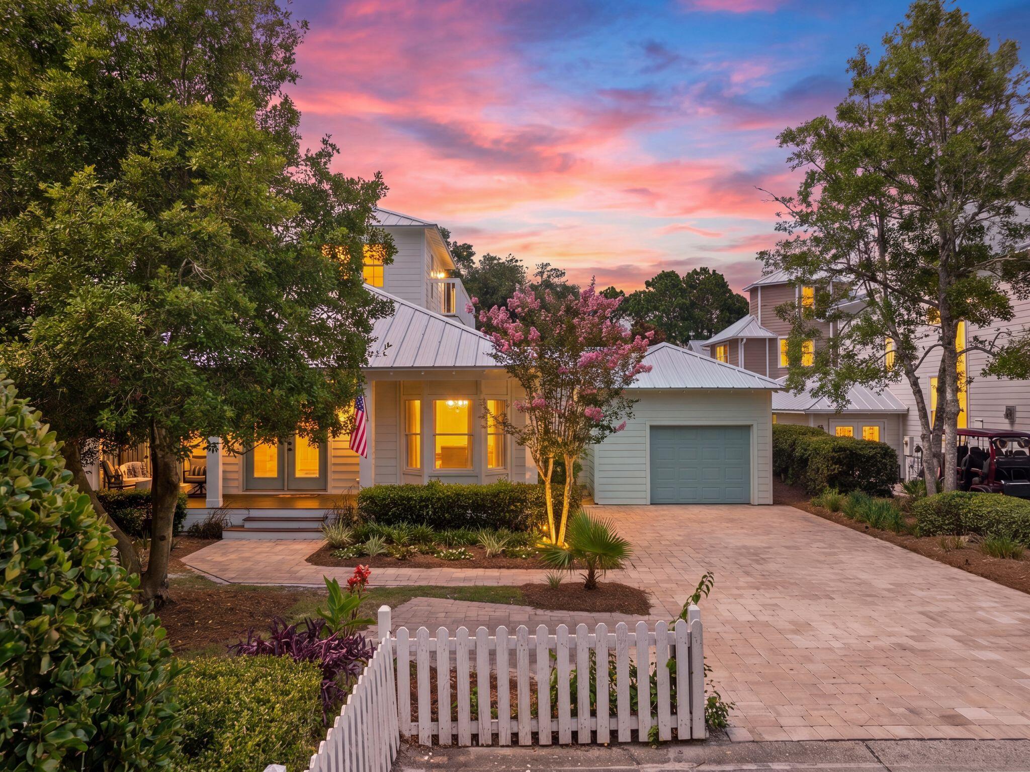 CRYSTAL LAKE PHASE I - Residential