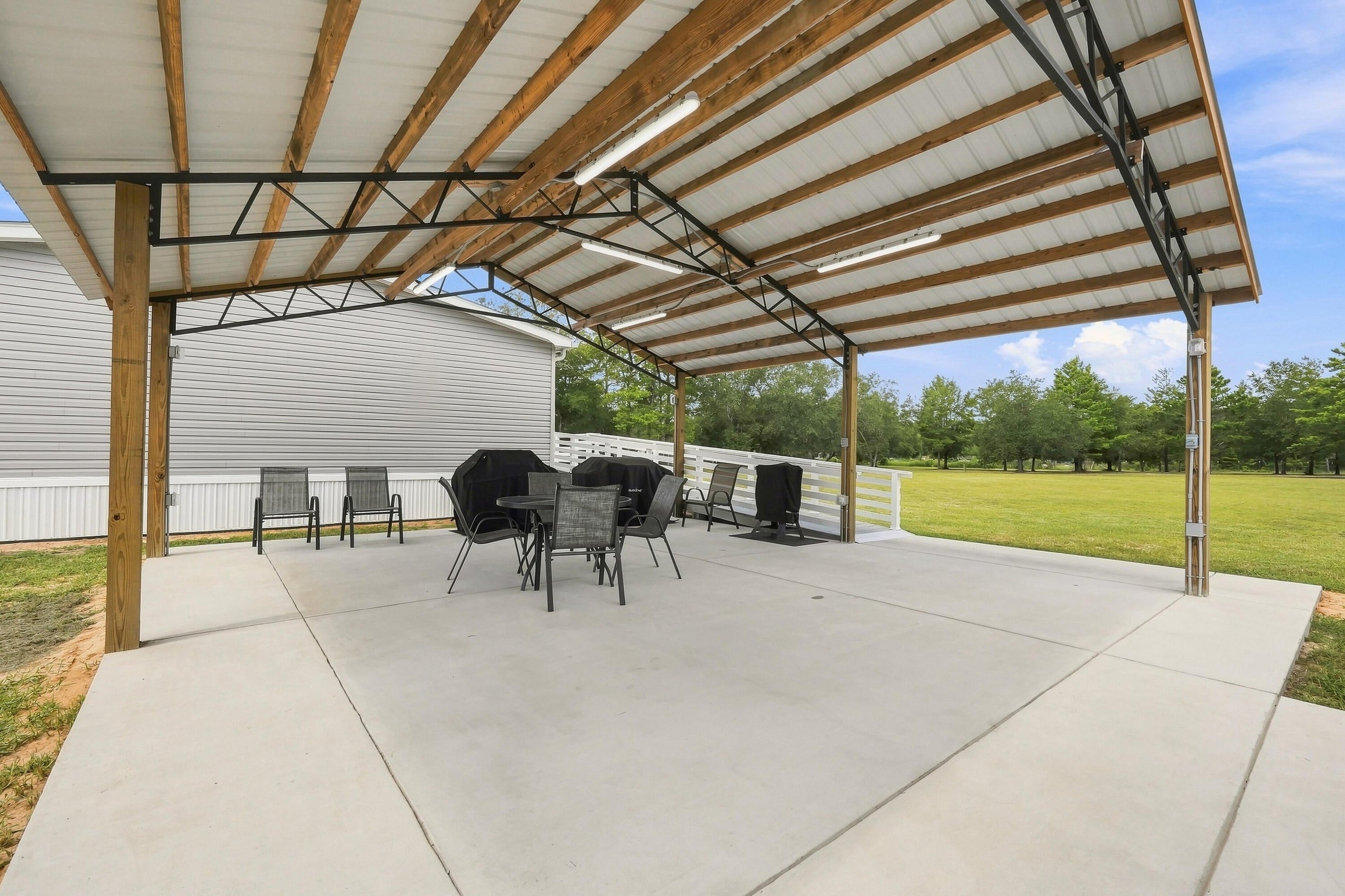 OAKWOOD HILLS - Residential